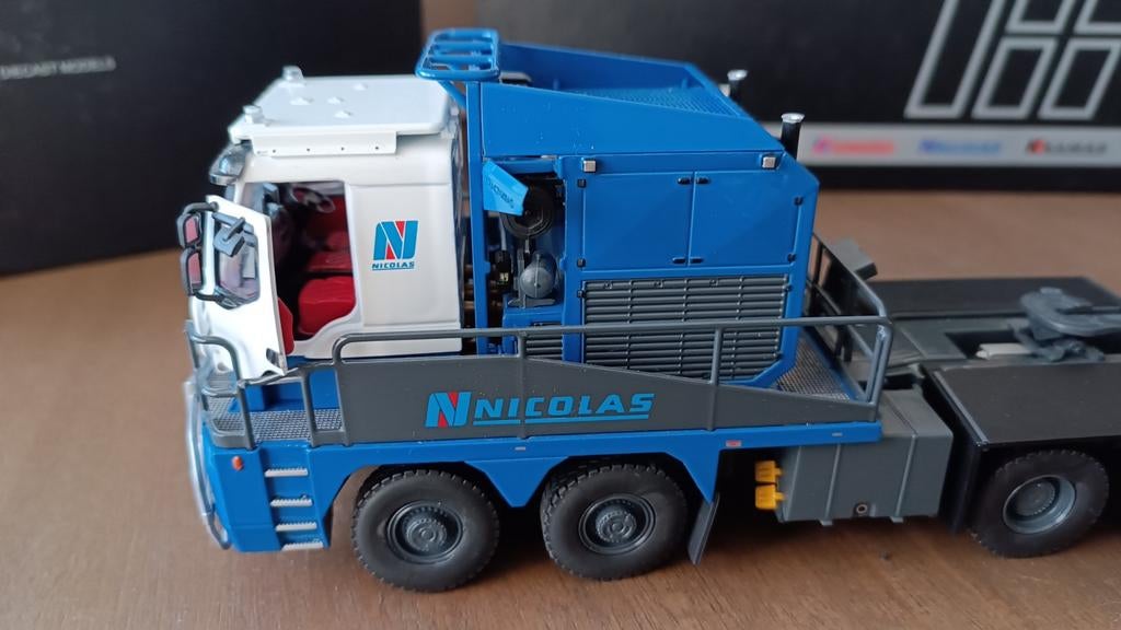 TRACTOMAS ZWAARTRANSPORT TREKKER IMC, Hobby en Vrije tijd, Modelauto's | 1:50, Ophalen of Verzenden, Zo goed als nieuw, Bus of Vrachtwagen