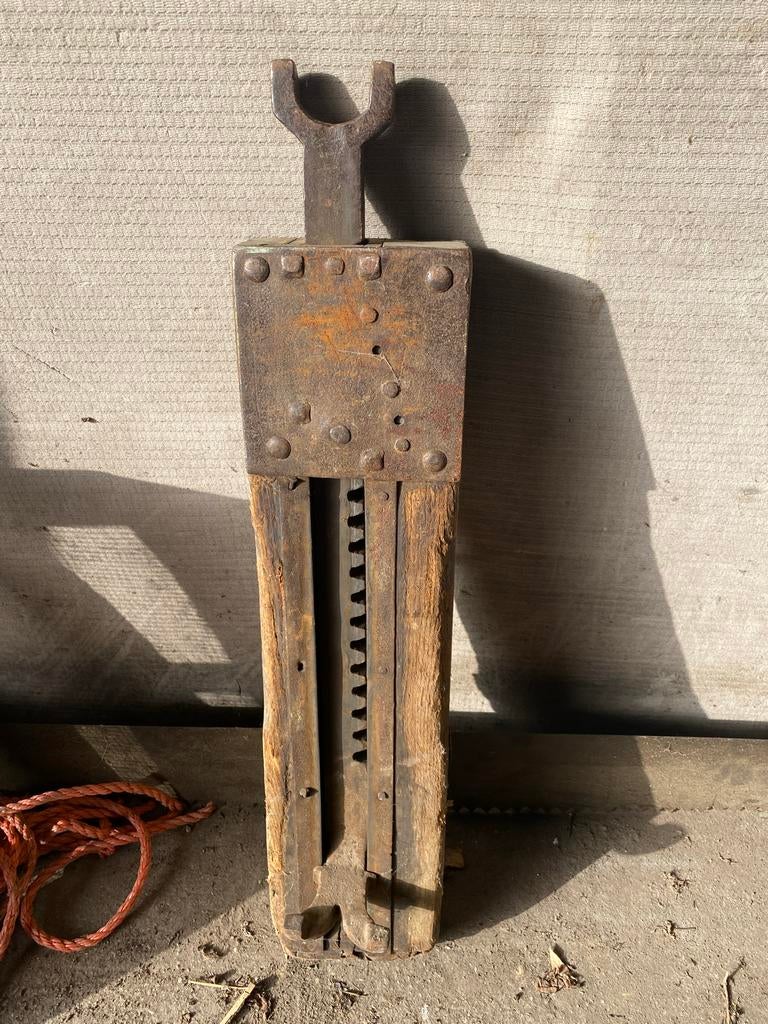 Antieke Dommekracht - Robuuste Mechanische Hefboom, Antiek en Kunst, Antiek | Gereedschap en Instrumenten, Ophalen