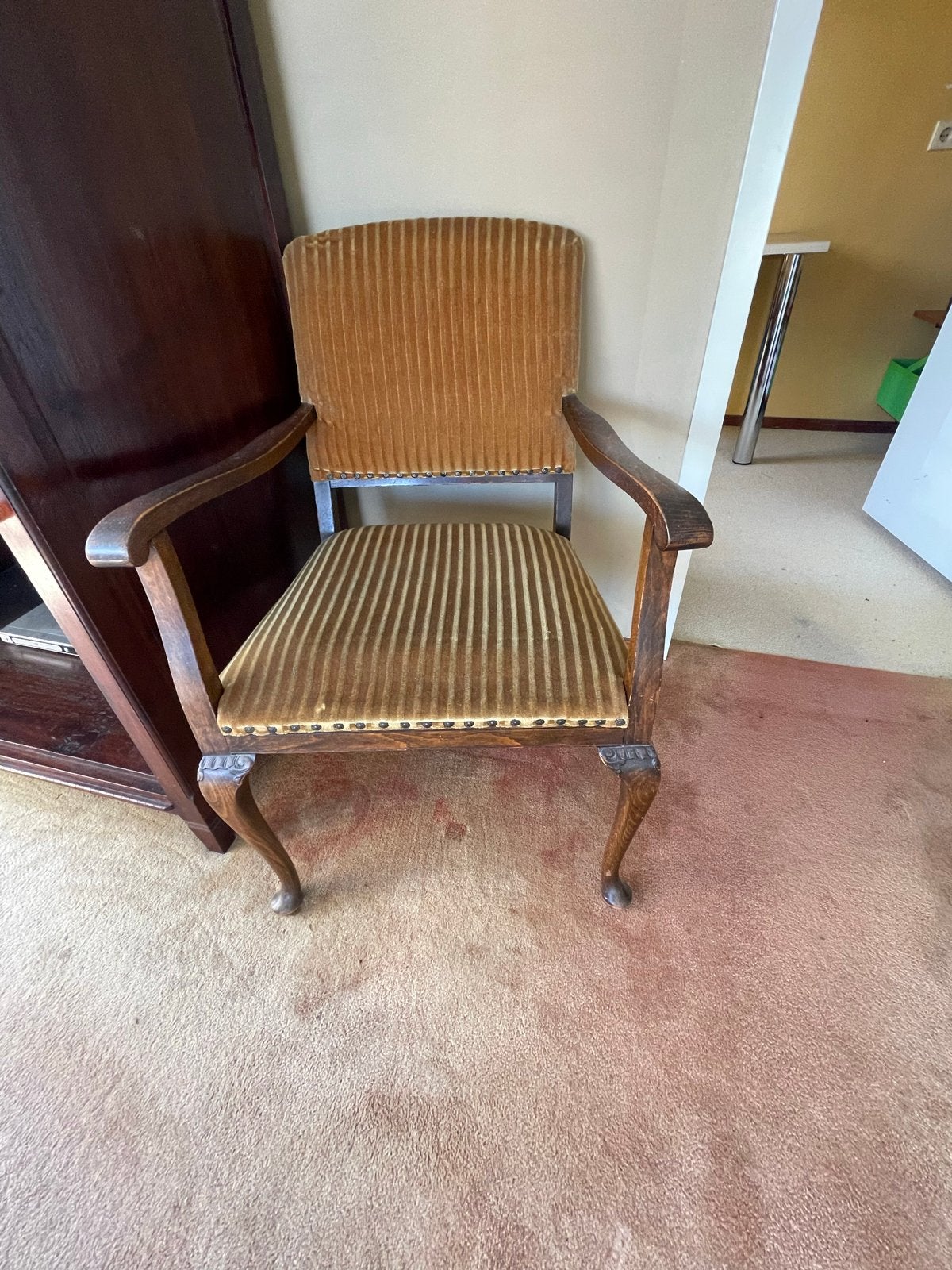 Antieke houten stoel met gestreepte bekleding, Ophalen of Verzenden