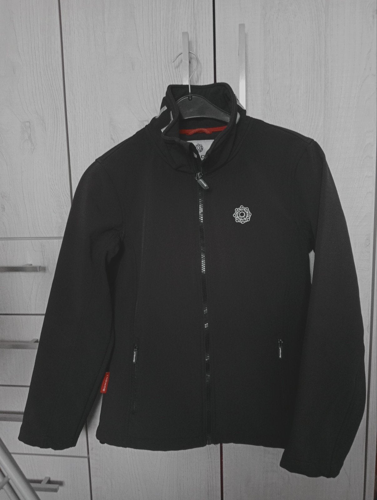 Bomont Softshell Jas - Maat L - Zwart - Nieuwstaat, Zwart, Maat 42/44 (L), Ophalen of Verzenden, Zo goed als nieuw