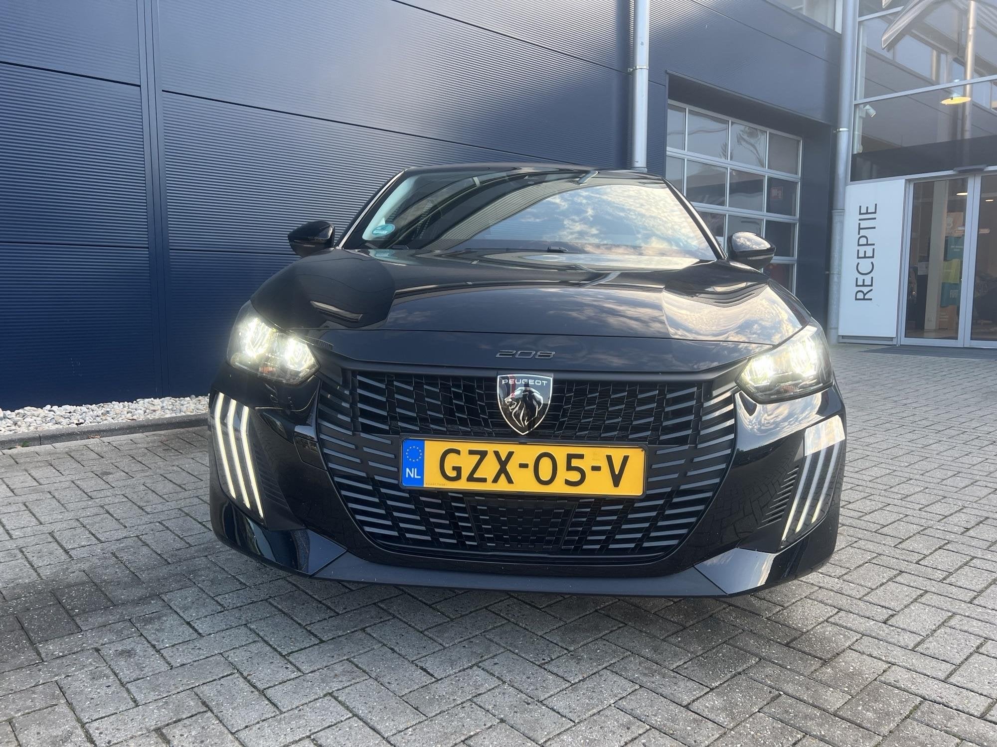 Peugeot 208 1.2 PureTech 75 Style, Voorwielaandrijving, Stof, Gebruikt, Euro 6
