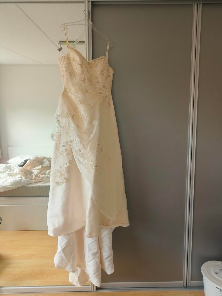 Elegante Trouwjurk met Kant en Applicaties, Trouwjurk, Overige kleuren, Ophalen of Verzenden, Onbekend