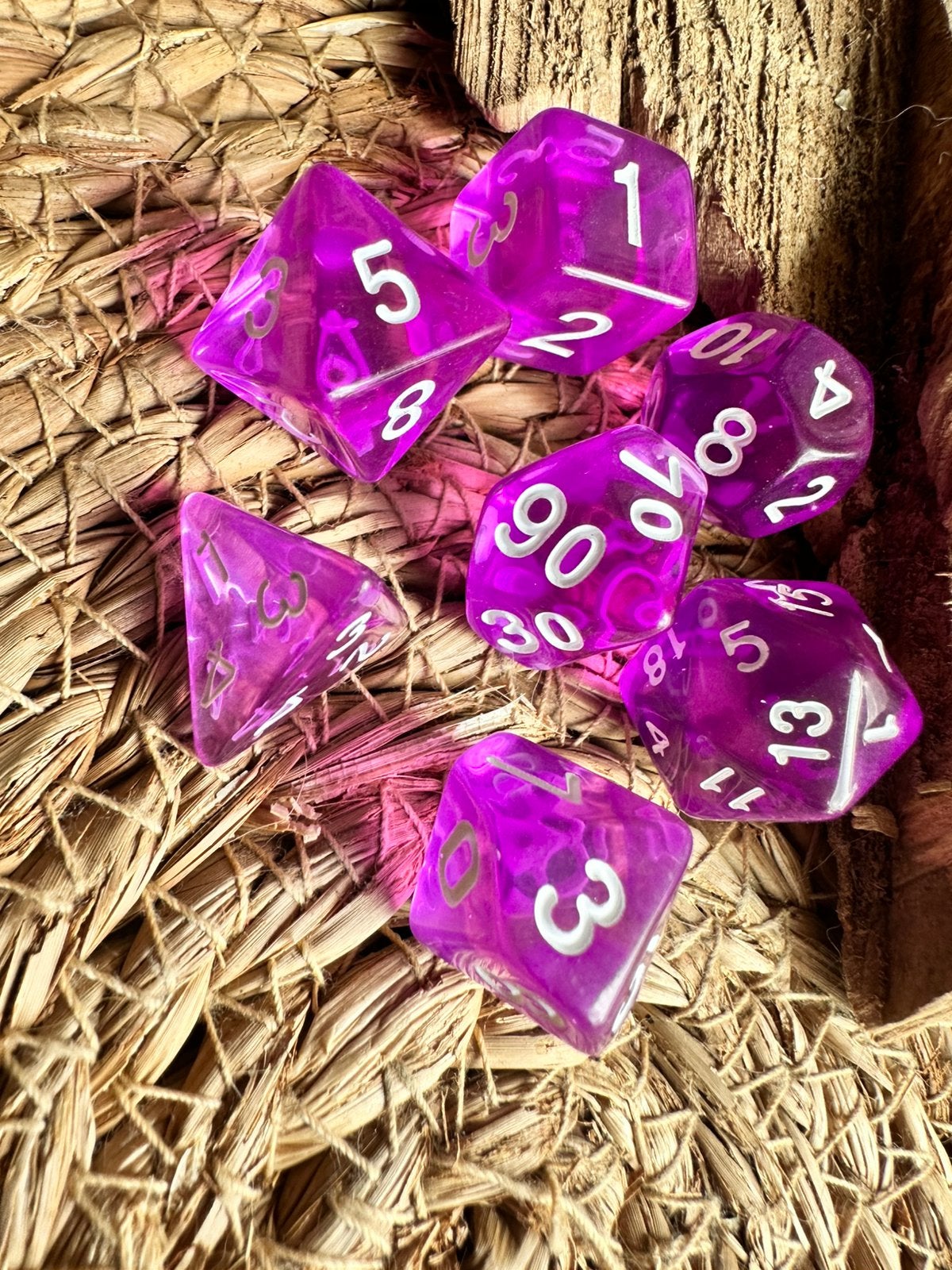 DND dice / paars / dobbelstenen / RPG / D&D / fantasy /nieuw, Hobby en Vrije tijd, Wargaming, Ophalen of Verzenden, Zo goed als nieuw