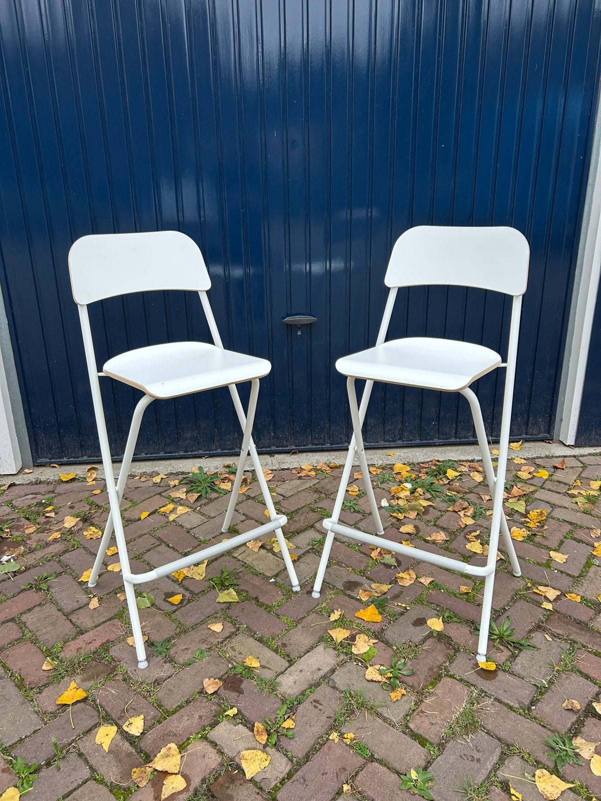 IKEA inklapbare barkrukken wit, Ophalen, Kunststof, Met voetsteun, 60 tot 90 cm