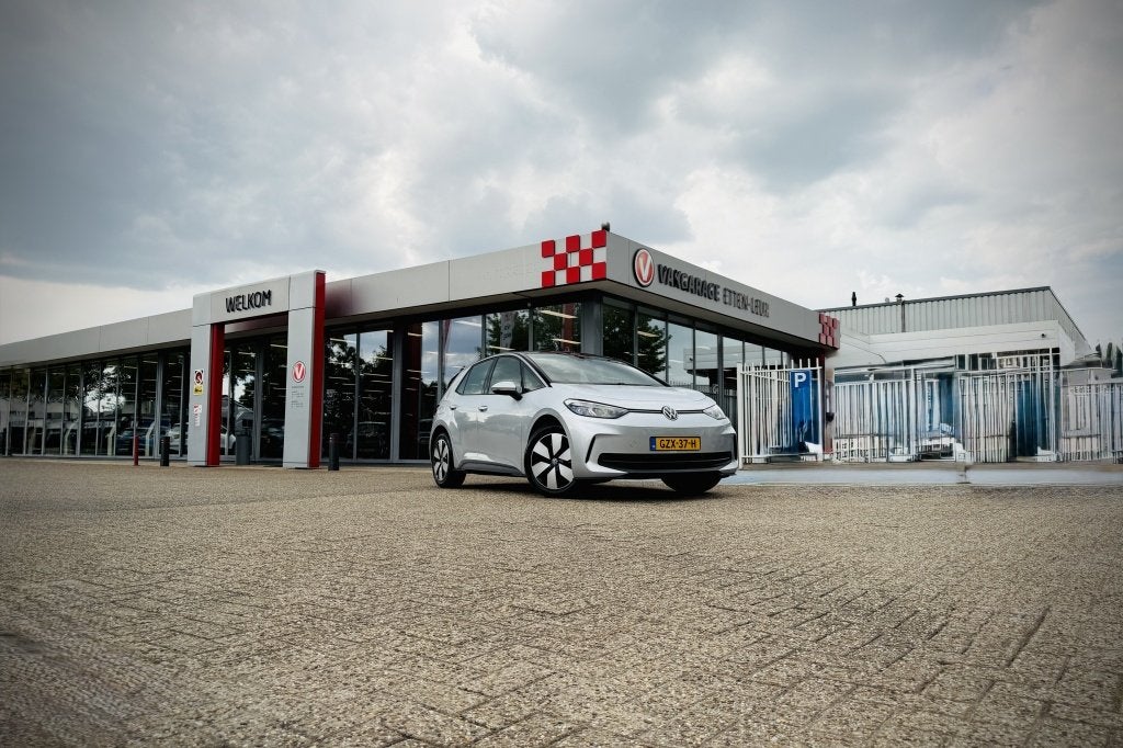 Volkswagen ID.3 Pure Oranje Edition 52 kWh | TREKHAAK | STOE, Auto's, Automaat, 12 maanden, Gebruikt, 100 %