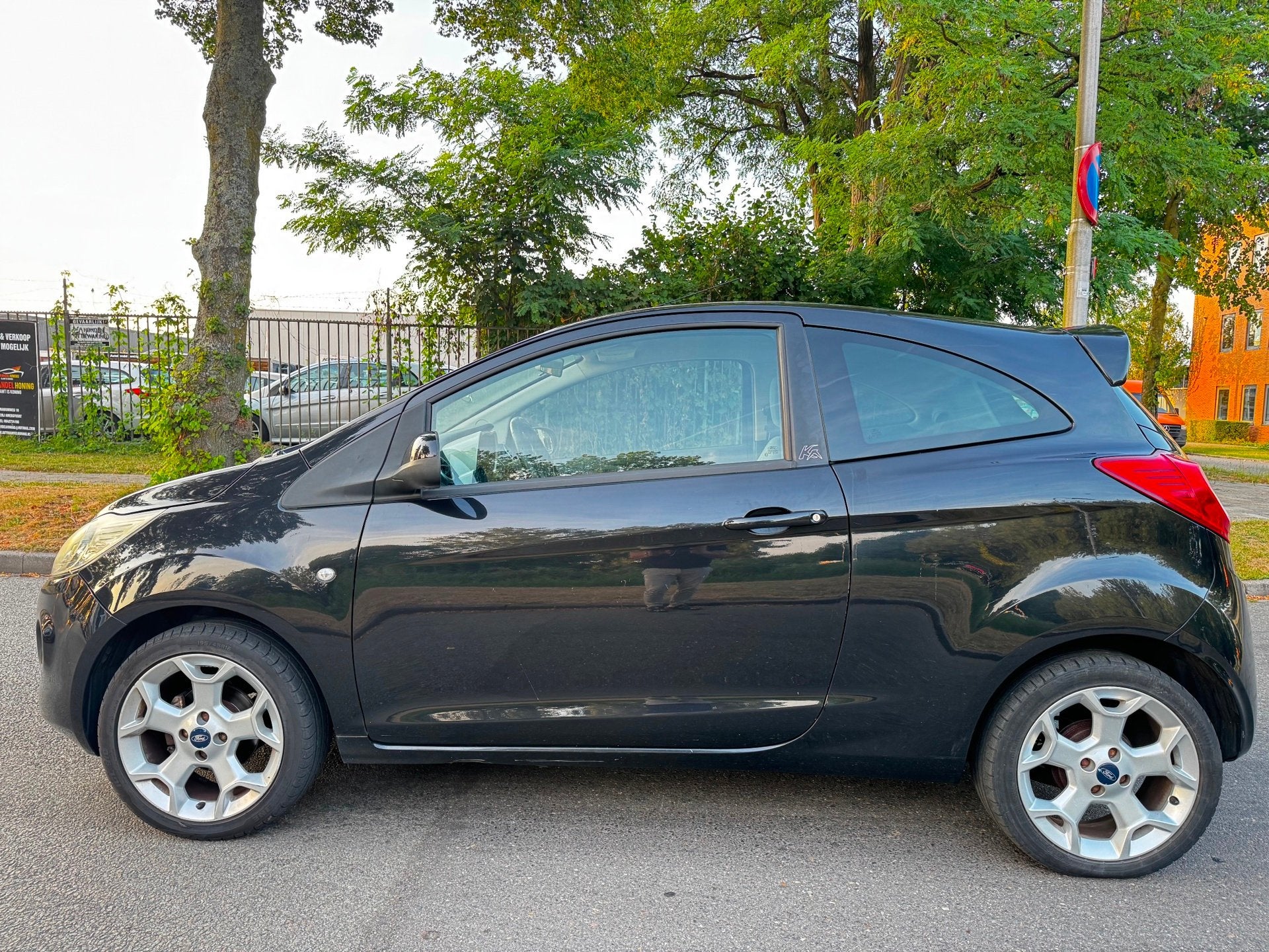 Ford Ka 1.2 Trend|AIRCO|ELEKRAMEN|STUURBEKR|INRUILKOOPIEEE, Auto's, Voorwielaandrijving, Gebruikt, 1242 cc, 4 cilinders