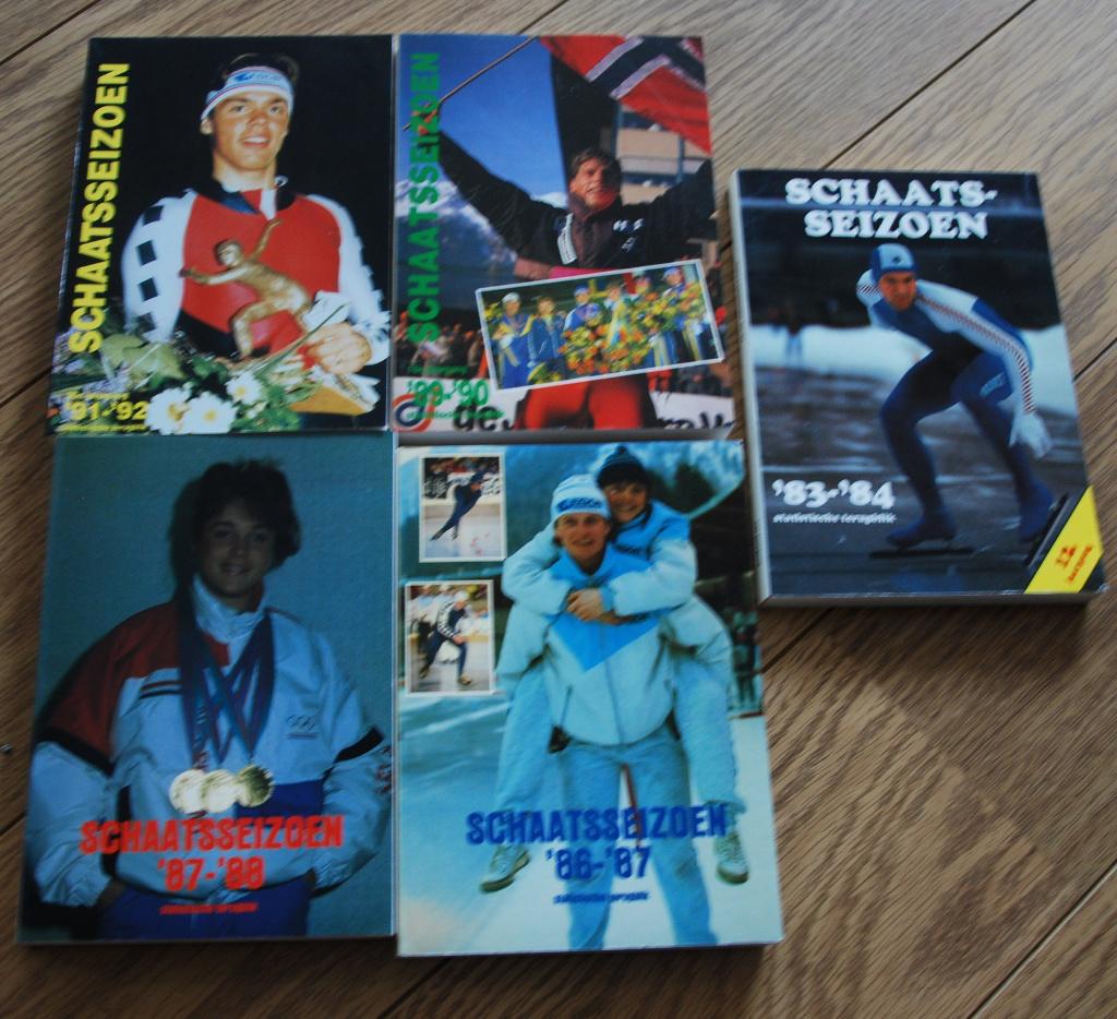 Voetbal Schaatsen Wielrennen - SPORTBOEKEN, Boeken, Sportboeken, Ophalen of Verzenden, Zo goed als nieuw, Balsport