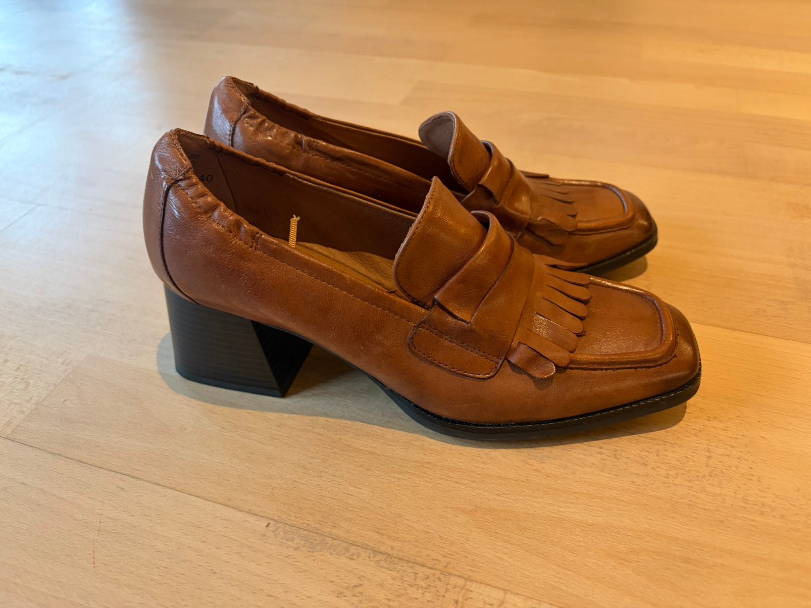 Caprice leren schoenen maat 40, Bruin, Nieuw, Ophalen of Verzenden, Schoenen met hoge hakken