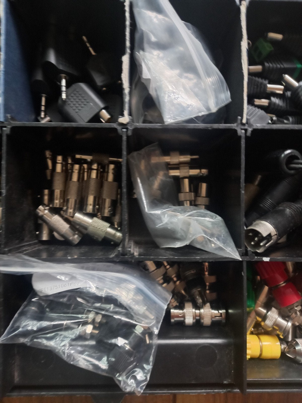 Foto 6 van Grote partij diverse kabels en adapters