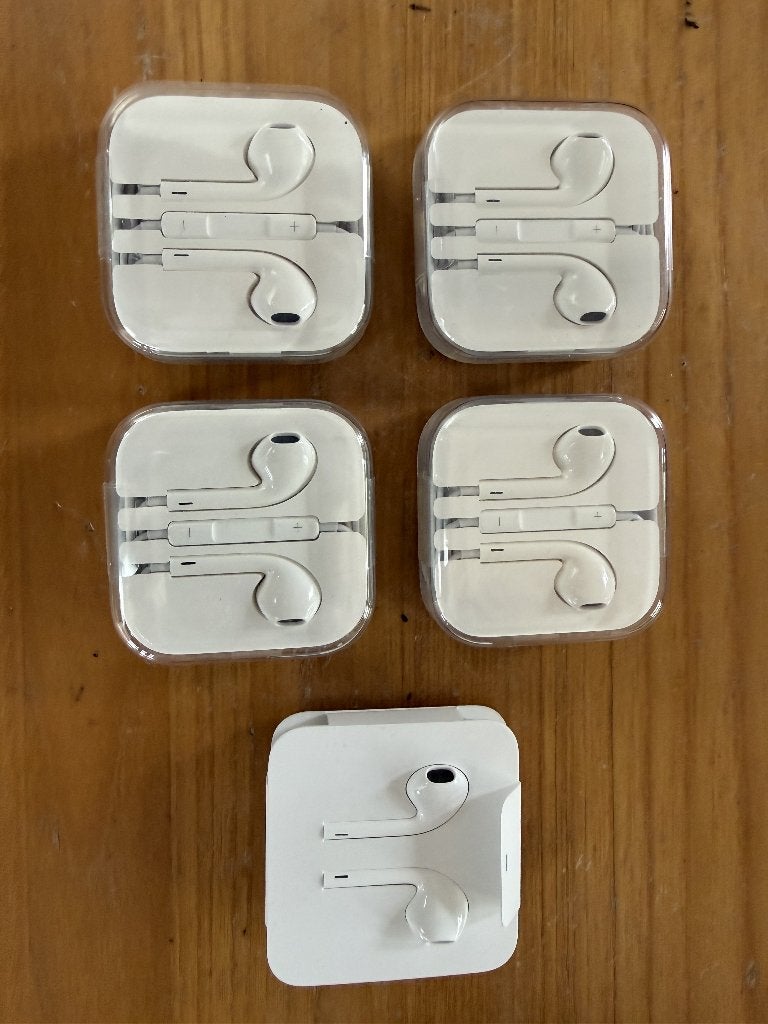 Apple earpods bedraad, nieuw ongebruikt, Ophalen, Nieuw, Overige merken