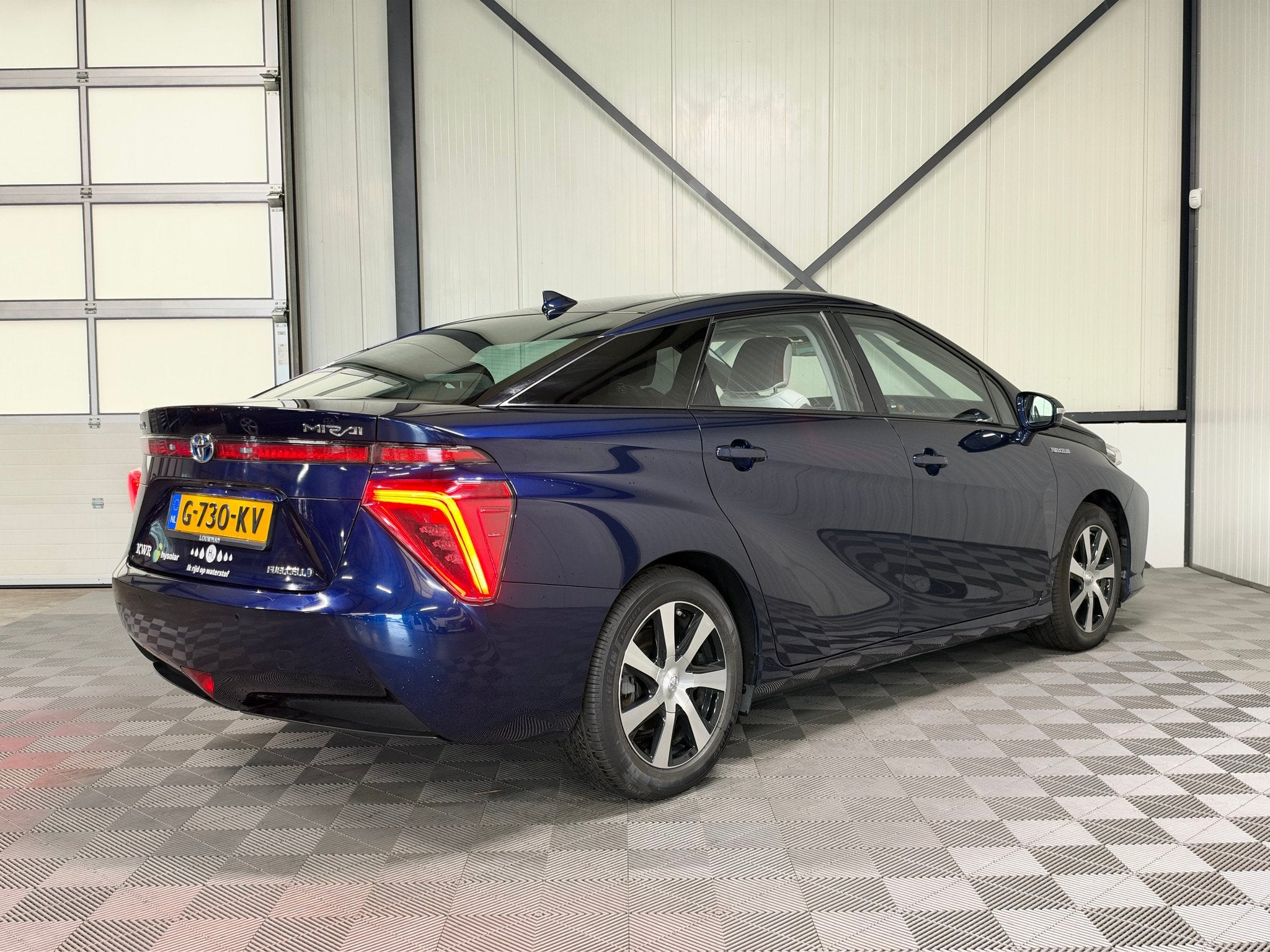 Toyota Mirai FCV Executive | Leer | Navi | Camera, Auto's, 0 cilinders, Gebruikt, Waterstof, Sedan