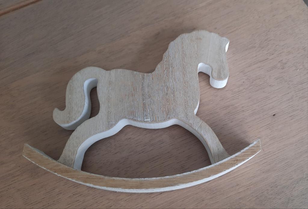 Houten paardje, Ophalen, Zo goed als nieuw