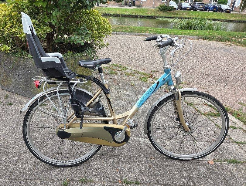 mooie Batavus Crescendo Spirit fiets met fietsstoeltje, Fietsen en Brommers, Fietsen | Dames | Damesfietsen, Ophalen, Gebruikt