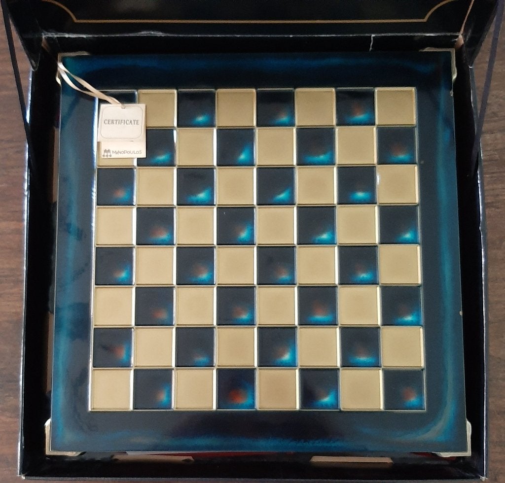 ♟️zgan: Manopoulos schaakset discuswerper - Blauw🏷️€125,-, Een of twee spelers, Ophalen of Verzenden, Zo goed als nieuw, Manopoulos