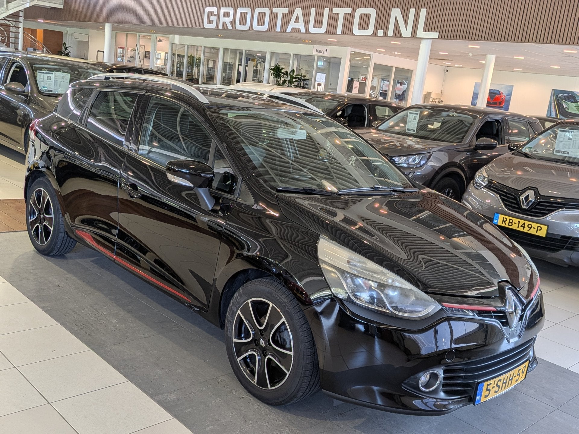 Renault Clio Estate 0.9 TCe Expression Airco, Cruise Control, Stof, Zwart, Origineel Nederlands, Handgeschakeld
