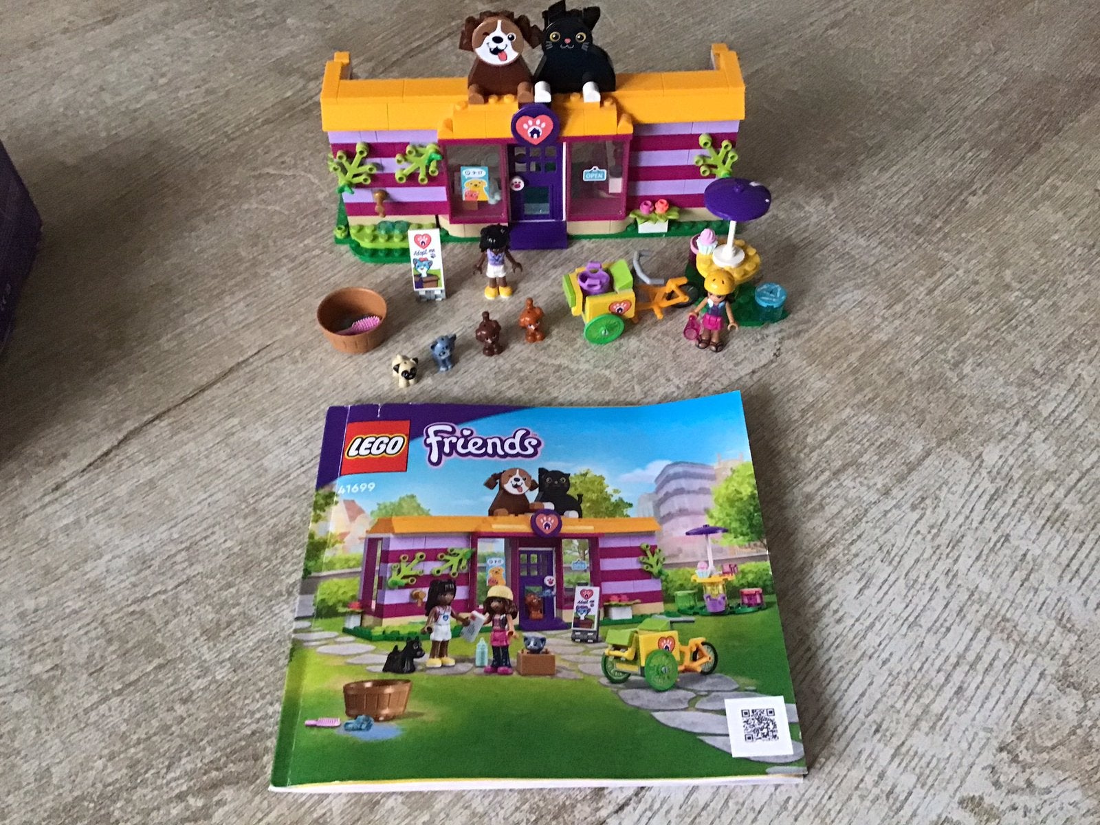 Lego friends Huisdierenadoptiecafe 41699 + DOOS, Ophalen of Verzenden, Zo goed als nieuw