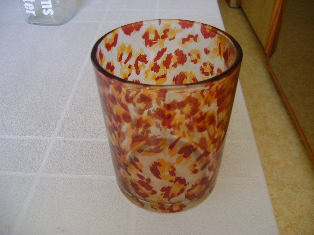 bruin gevlekt glazen vaasje van 12 cm hoog x12rond, 12 cm, Bruin, Met patroon/structuur, Ophalen of Verzenden