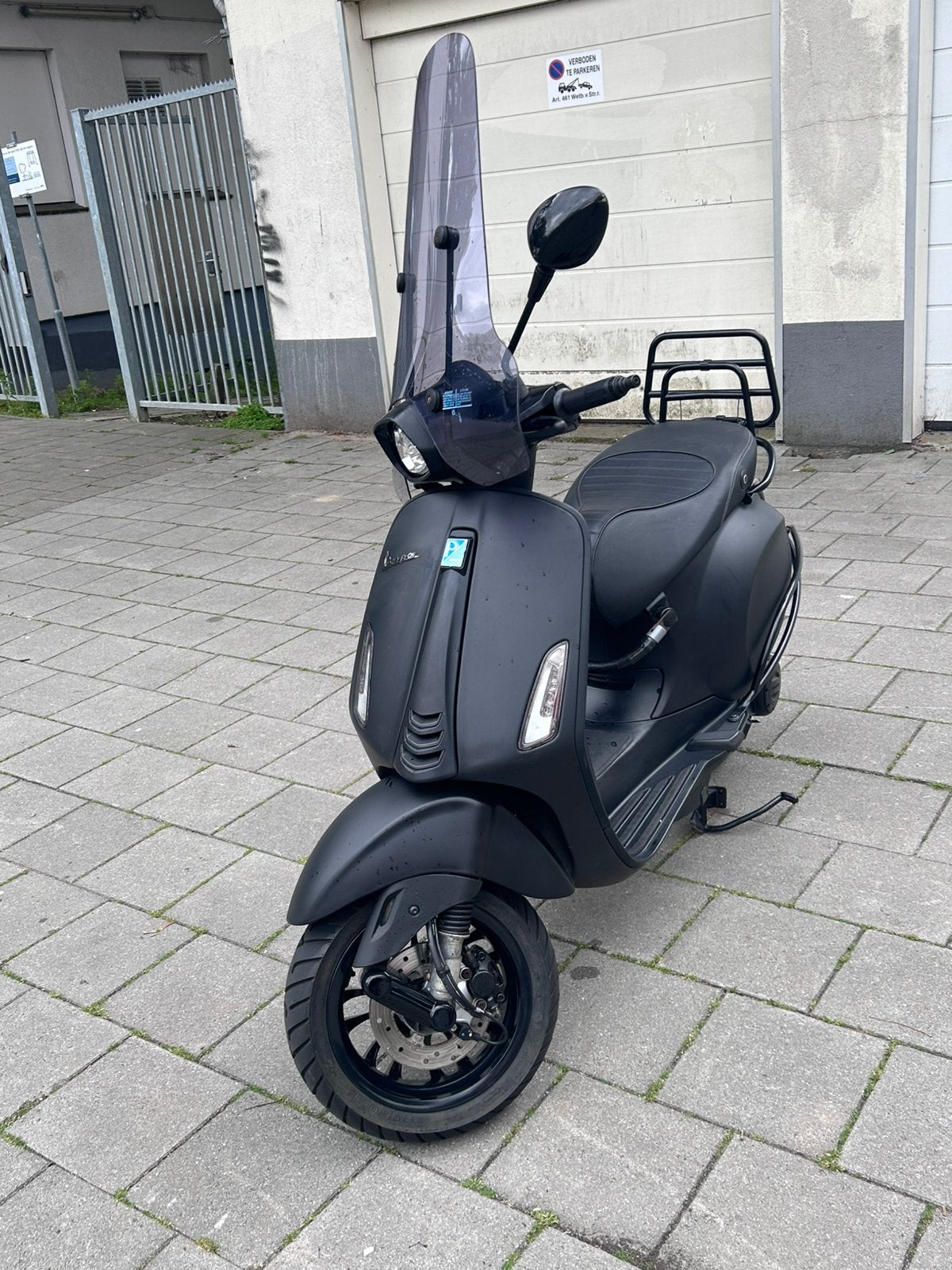 Vespa Sprint Notte, Ophalen, Vespa S, Zo goed als nieuw, Benzine