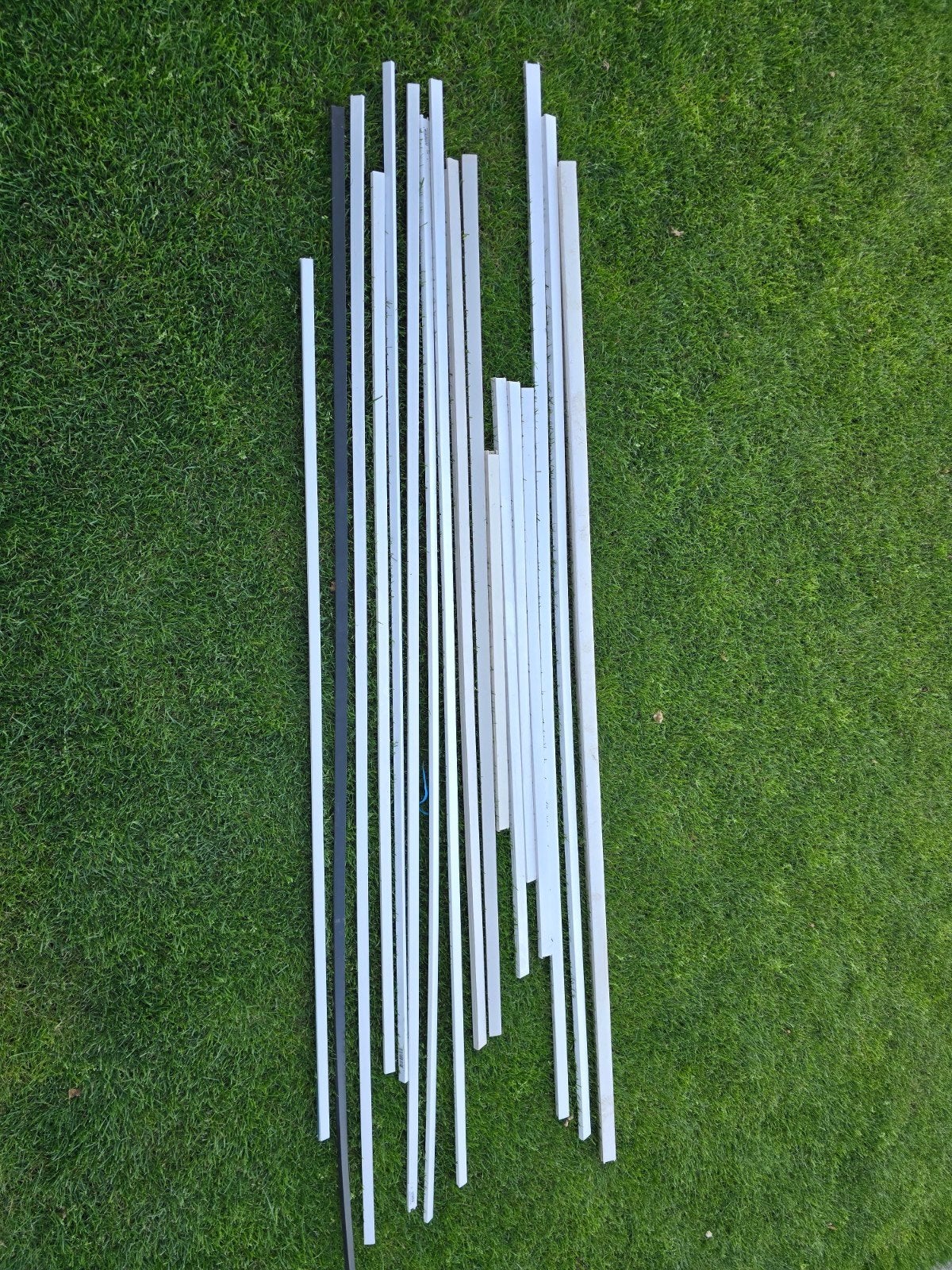 Diverse kunststof kabelgoten, meeste nieuw, Ophalen, Nieuw, 250 mm of meer