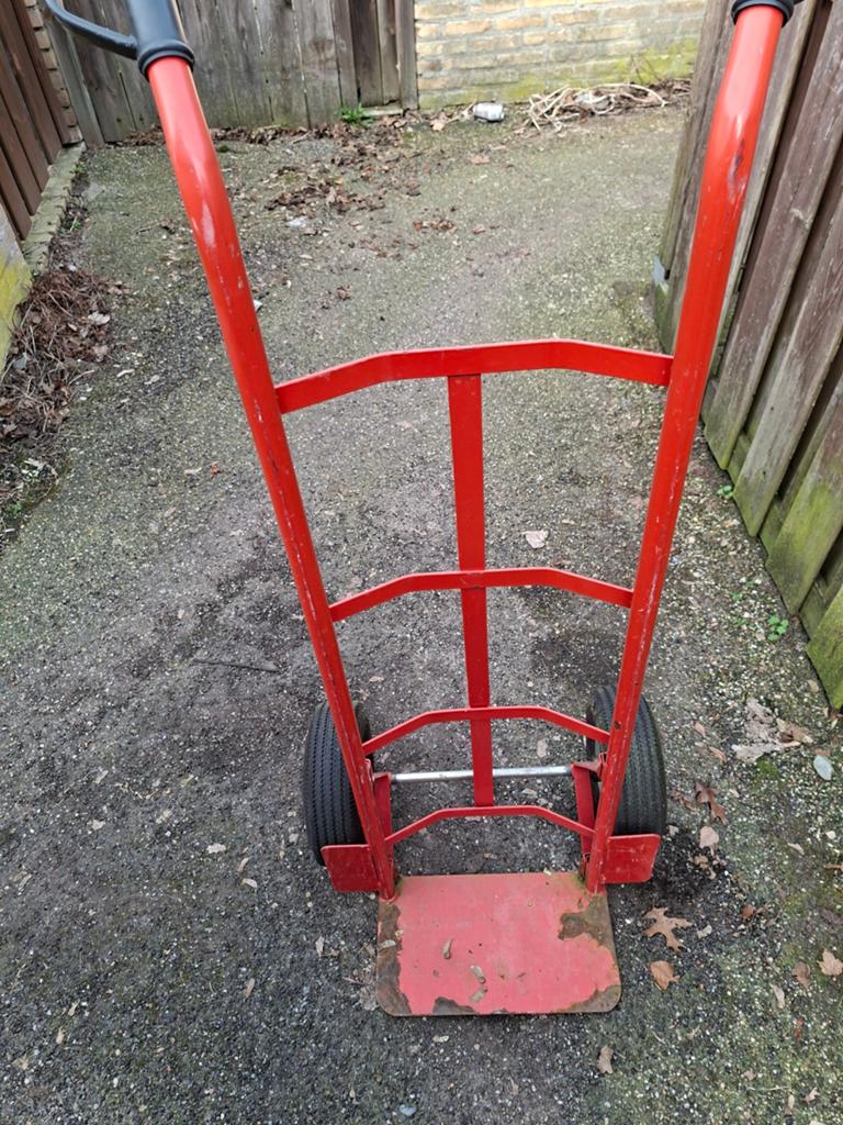 Steekwagen, Doe-het-zelf en Verbouw, Transportwagens, 60 tot 80 liter, Ophalen, Gebruikt, Steekwagen