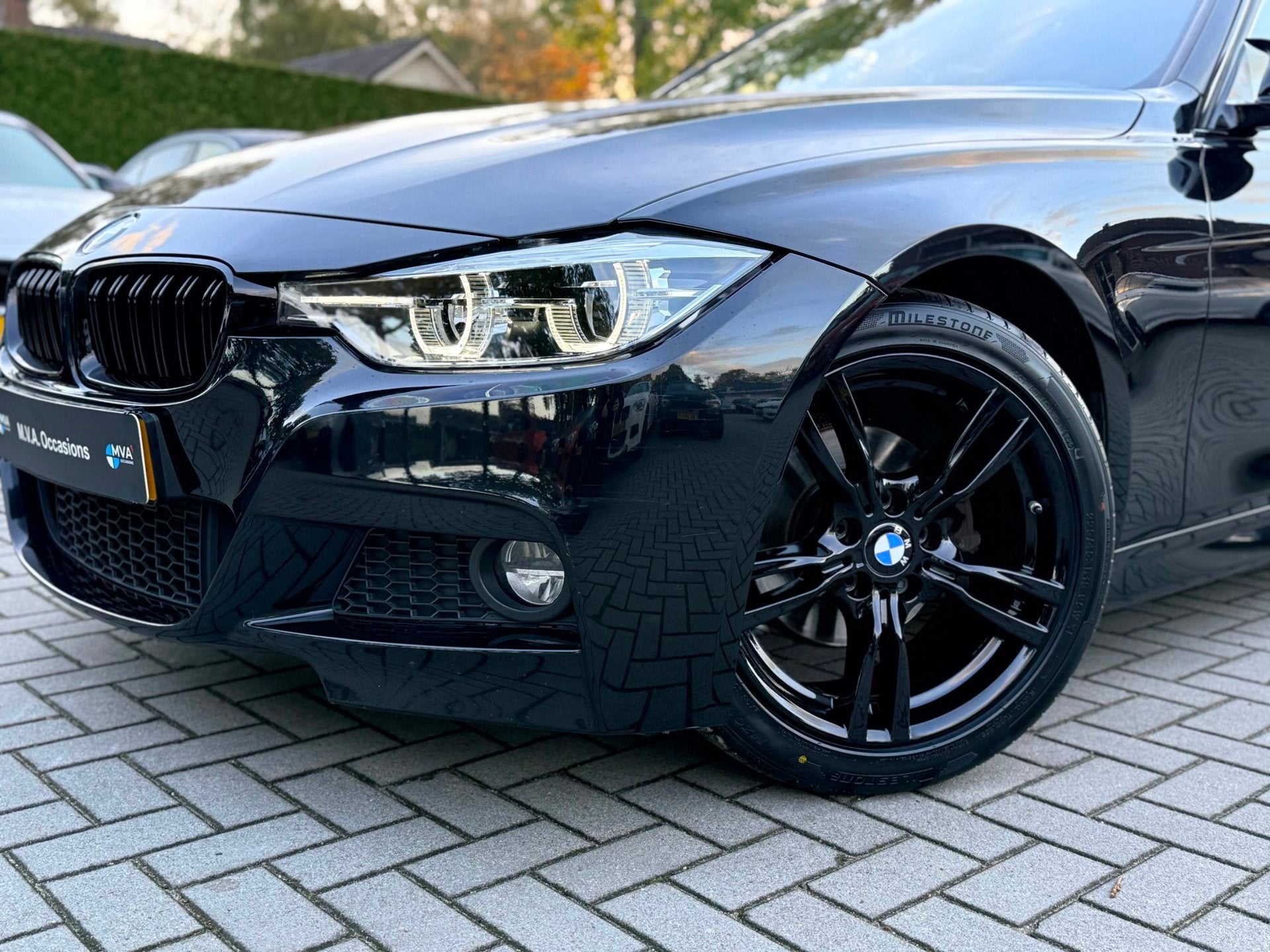 BMW 3-serie Touring 318i Executive M Sport Lci Black On Blac, Auto's, Automaat, Gebruikt, Verwarmde buitenspiegels, Zwart