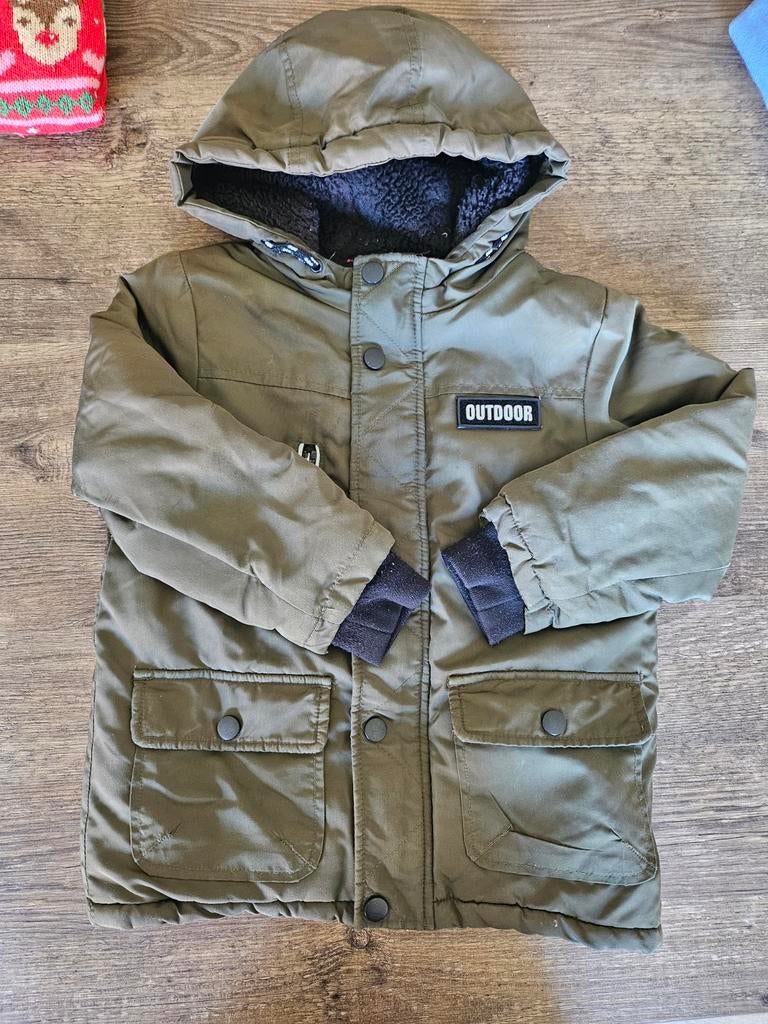 Stoere groene winterjas maat 98/104 voor jongens, Kinderen en Baby's, Kinderkleding | Maat 98, Gebruikt, Ophalen of Verzenden