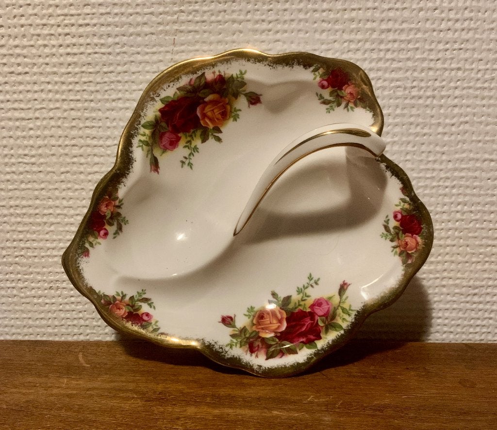 Royal Albert Old Country Roses Bonbonschaal met handvat, Ophalen of Verzenden