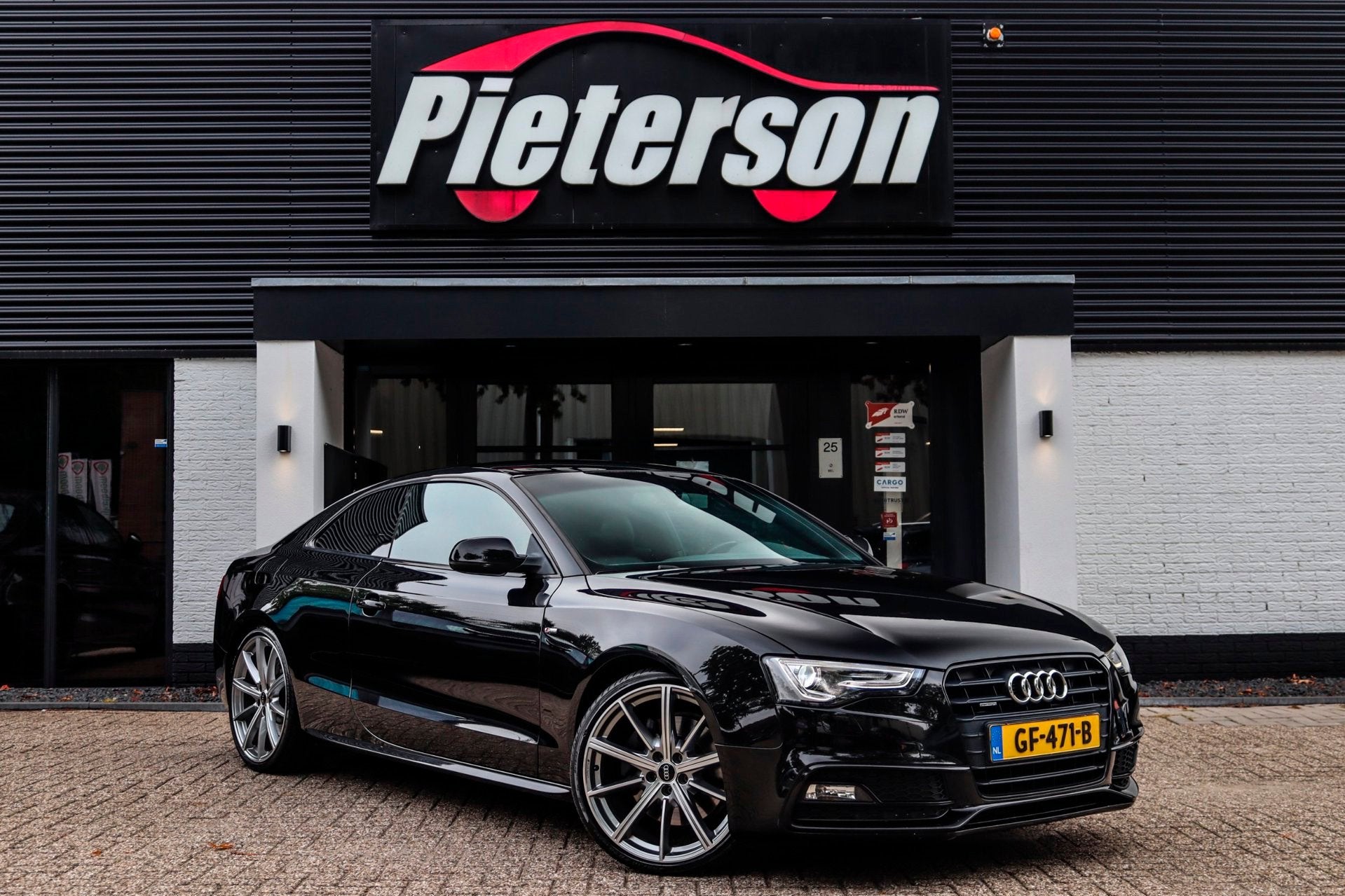 Audi A5 Coupé 3.0 TFSI Quattro 2x S-line B&O ORIGINEEL NL, Auto's, Gebruikt, 2995 cc, 4 stoelen, Leder en Stof