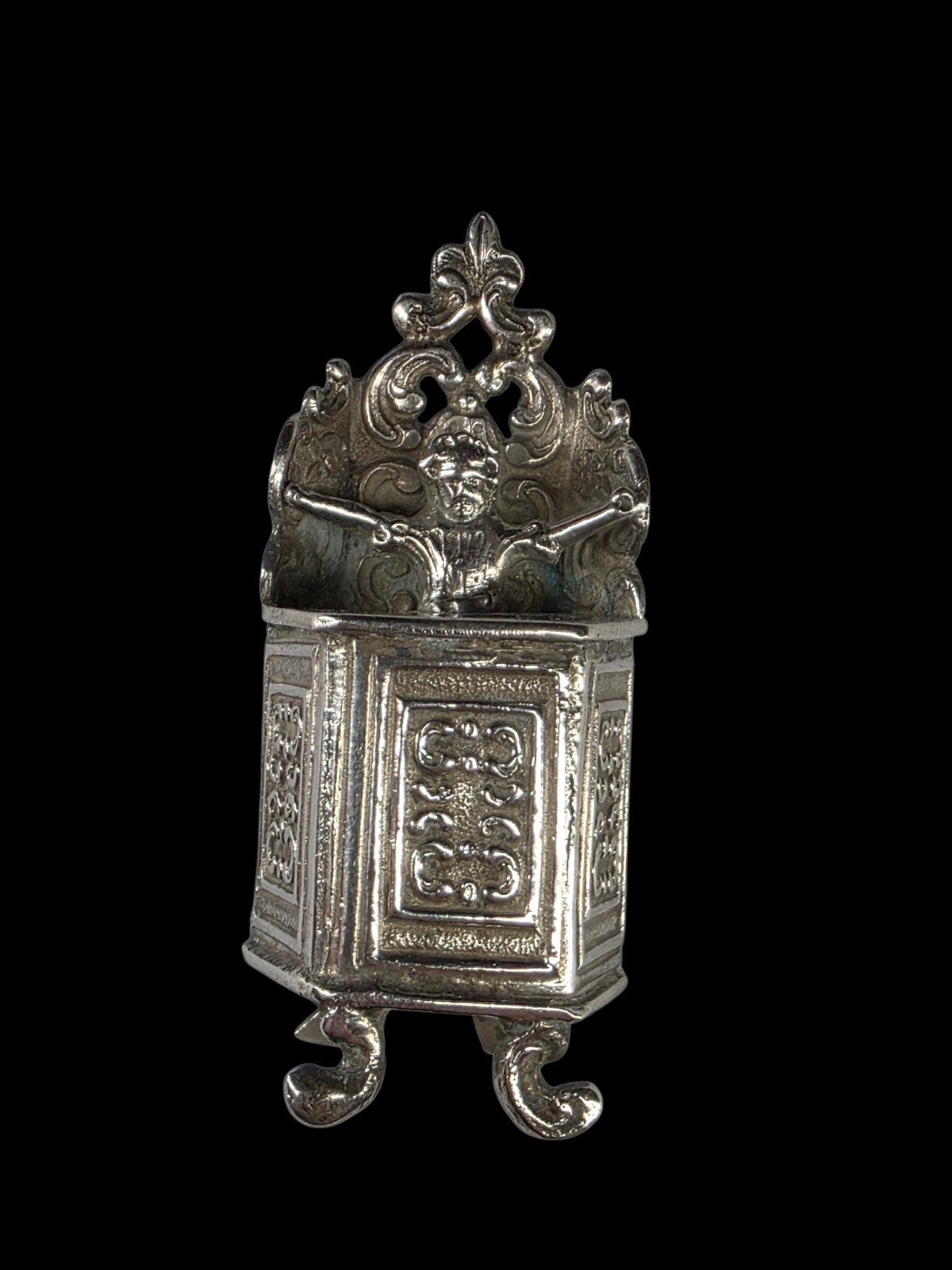 Hollands 19e eeuws zilver miniatuur kind in stoel, Verzenden, Zilver