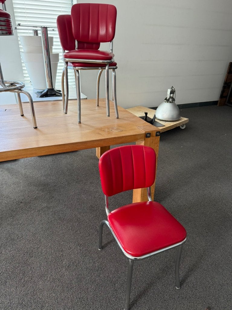Retro stoelen rood 3 stuks, Huis en Inrichting, Stoelen, Ophalen, Overige materialen, Gebruikt, Drie