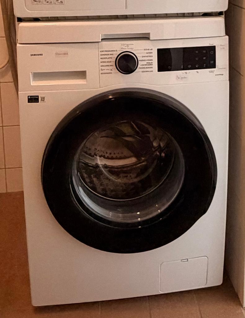 Nieuwe wasmachine, Ophalen, Zo goed als nieuw, 1200 tot 1600 toeren, 85 tot 90 cm