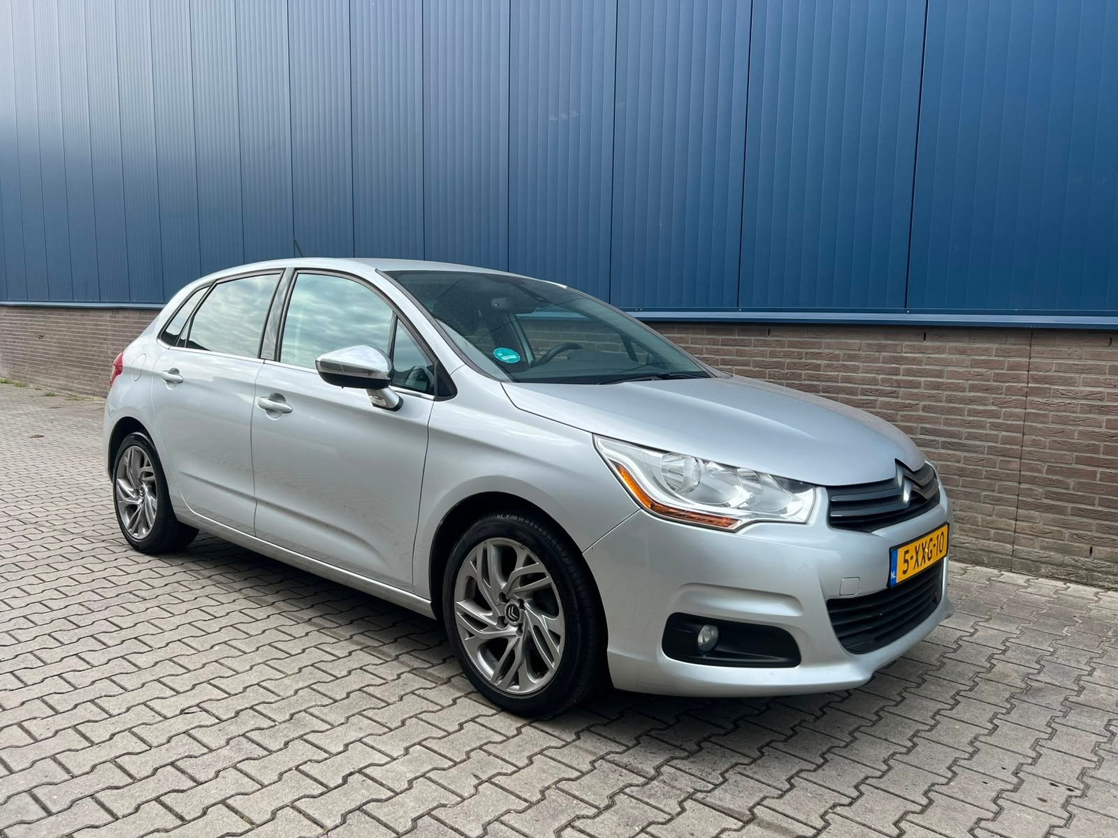 Citroën C4 96KW 2014 Grijs, Auto's, Citroën, Voorwielaandrijving, 1550 kg, Euro 6, 1199 cc