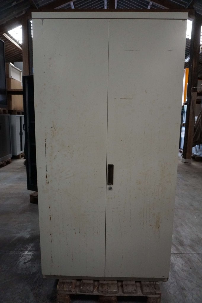 Metalen stalen kast garagekast gereedschapskast, Niet ingevuld, Gebruikt, Niet ingevuld, Meerdere deuren