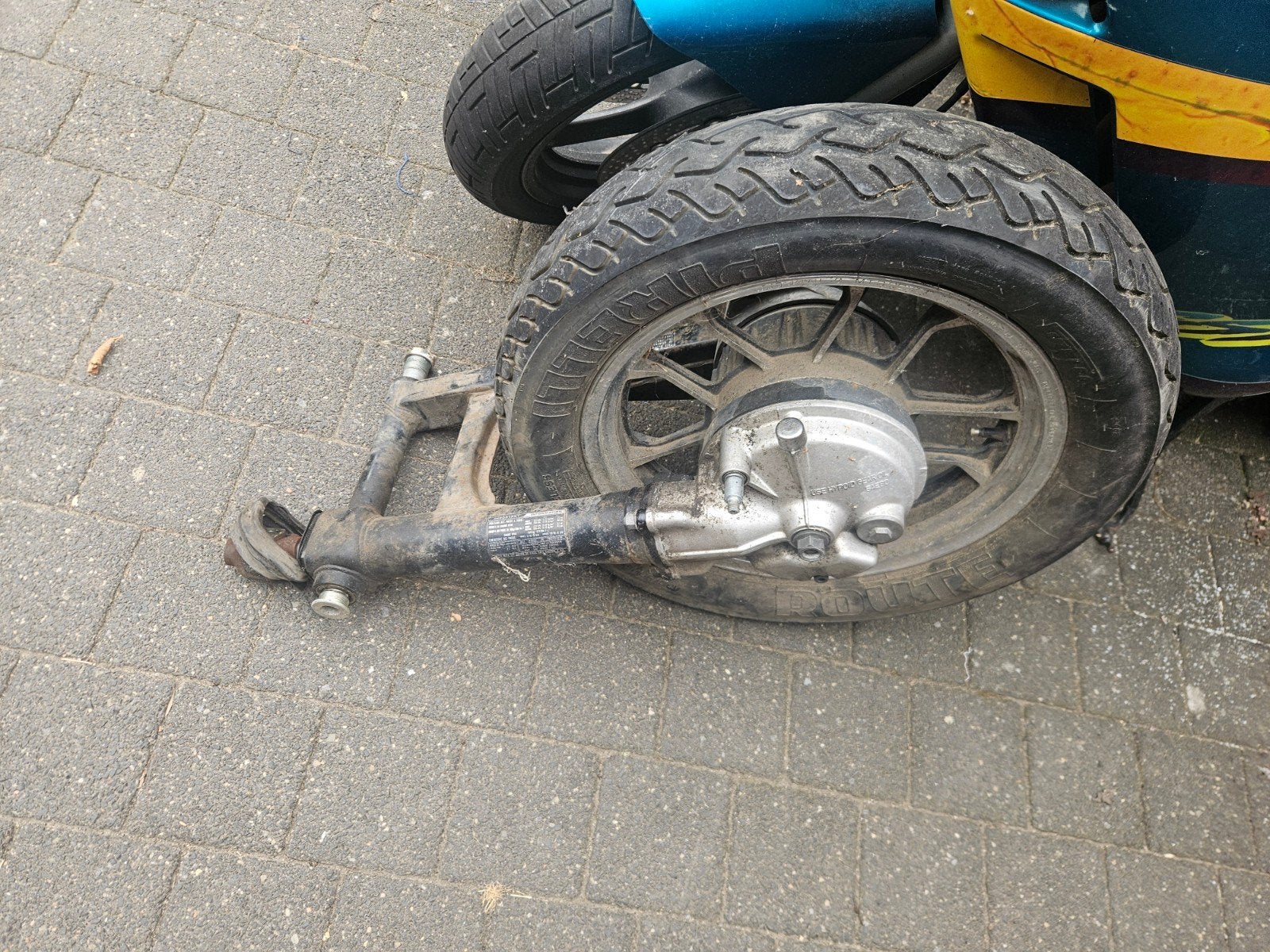 Achterbrug met cardan Honda Magna V45, Motoren, Ophalen
