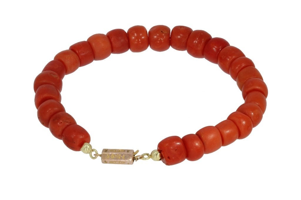 Bloedkoraal kaasjes 14k gouden slot armband fraai antiek