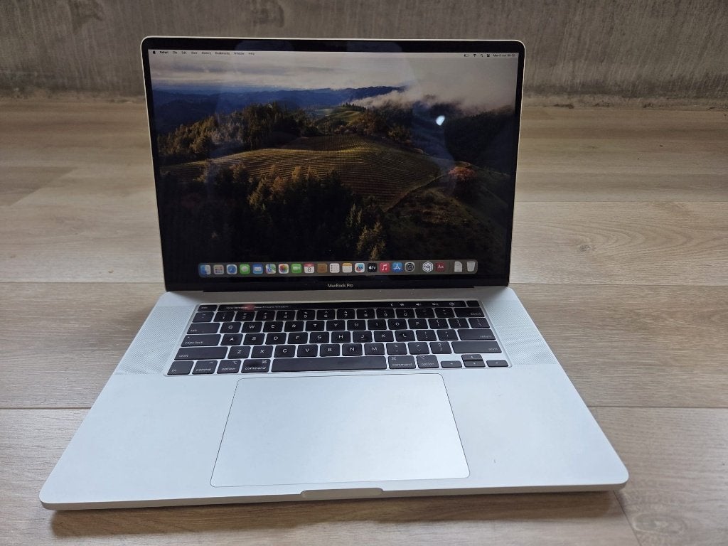 MacBook Pro (16-inch, 2019), Computers en Software, Apple Macbooks, Zo goed als nieuw, MacBook Pro, 16 inch, 2 tot 3 Ghz, 512 GB