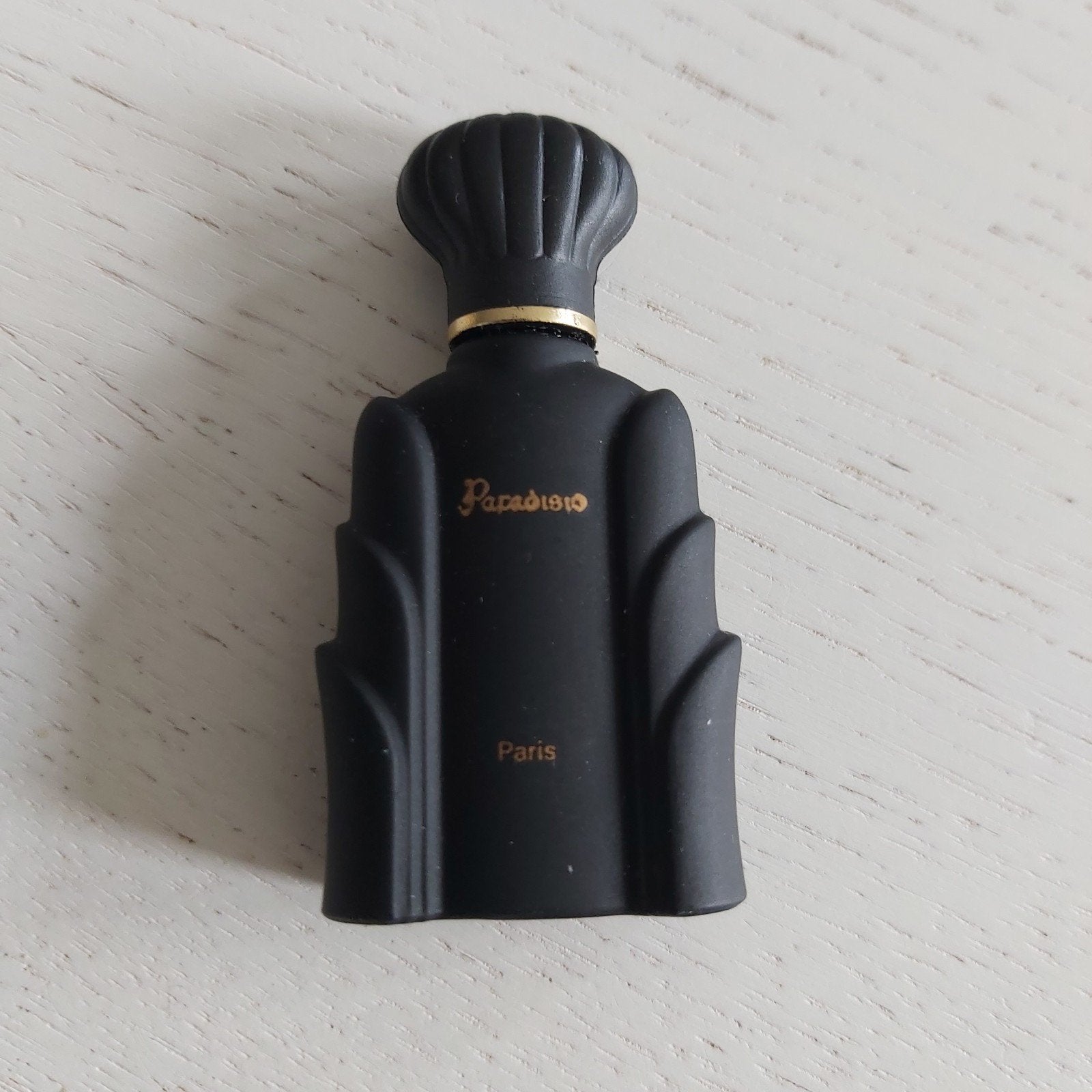 Eau de toilette Paradiso, Verzamelen, Ophalen of Verzenden, Zo goed als nieuw, Miniatuur, Gevuld