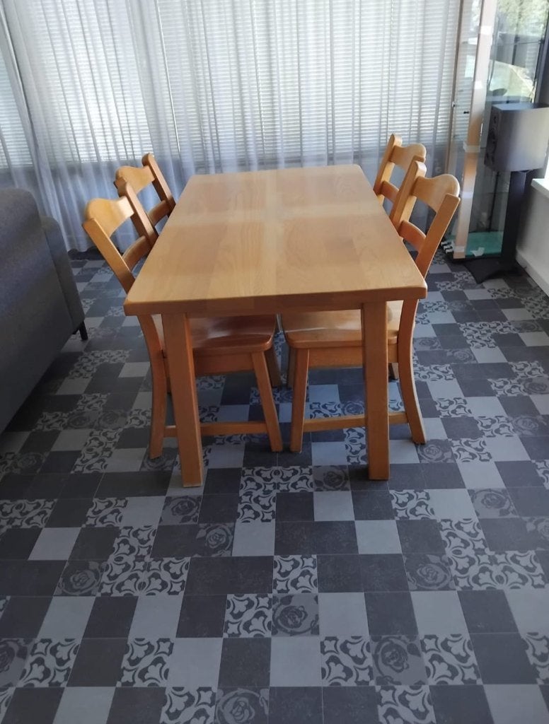 Eethoek, Ophalen, Gebruikt, 4 tot 6 stoelen