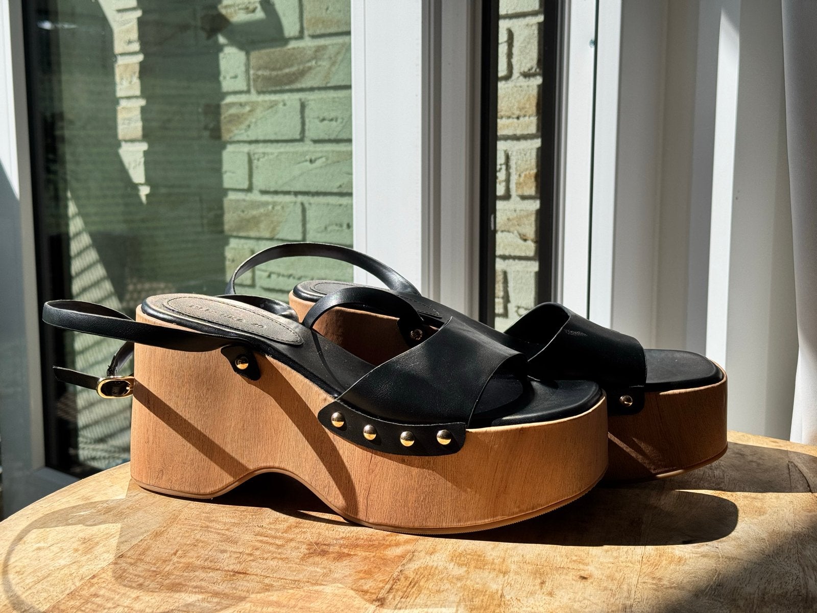 Bershka sandalen met platform / plateauzool en hak - Maat 40, Kleding | Dames, Schoenen, Zwart, Nieuw, Sandalen of Muiltjes, Ophalen of Verzenden