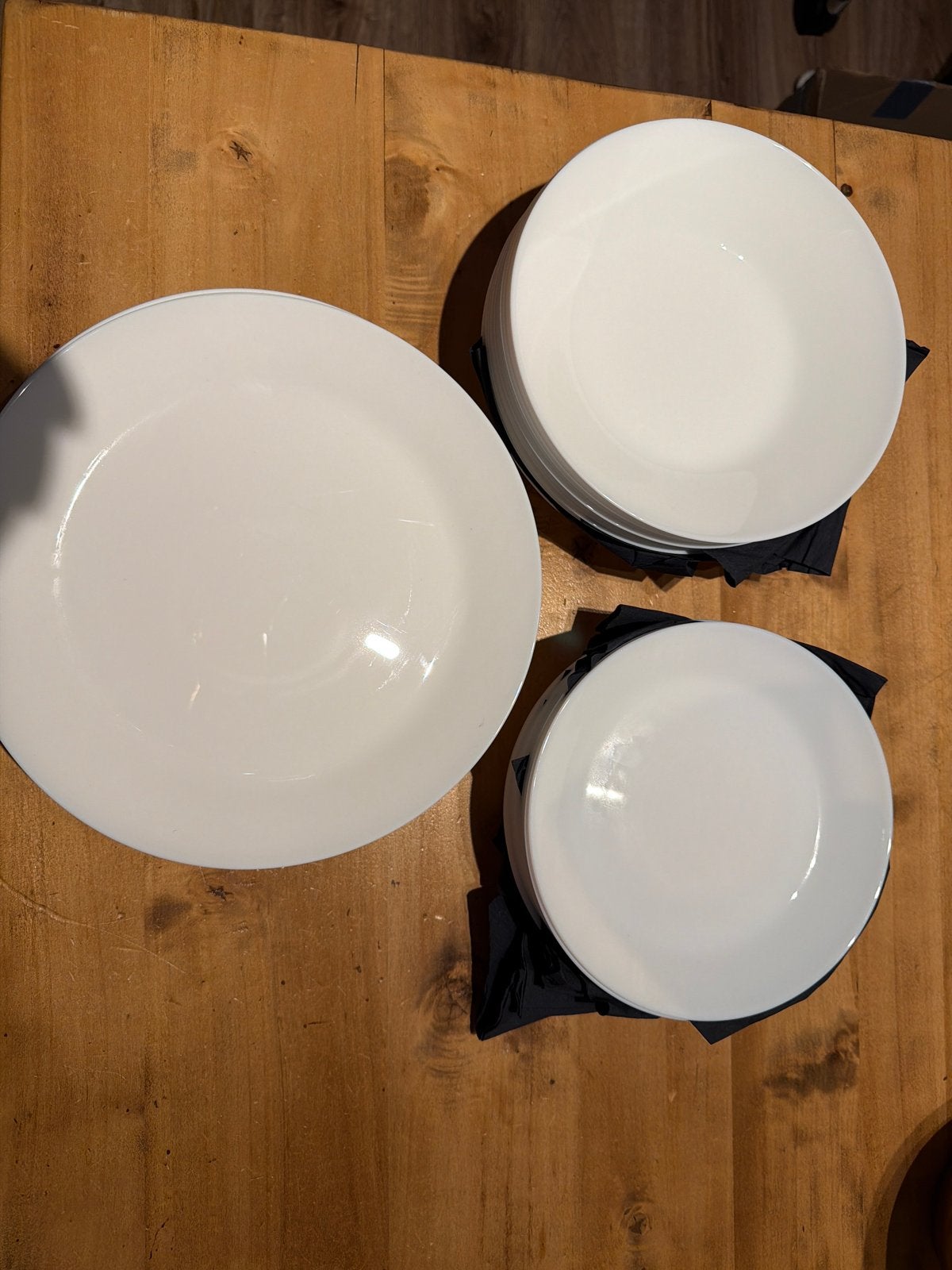 Witte borden en kommen set - 39 delig, Ophalen, Keramiek, Zo goed als nieuw, Bord(en)