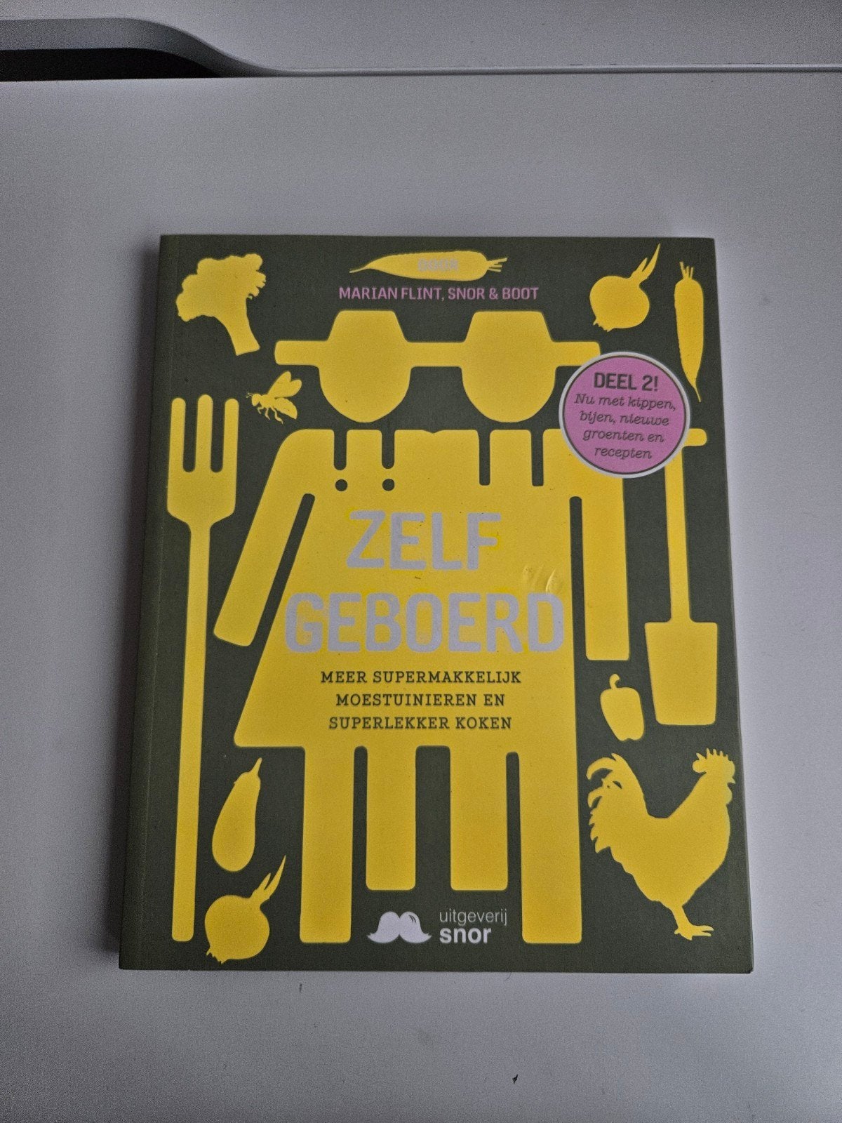 Zelf Geboerd - Marian Flint - Kookboek Moestuinieren, Gelezen, Marian Flint, Ophalen of Verzenden, Gezond koken