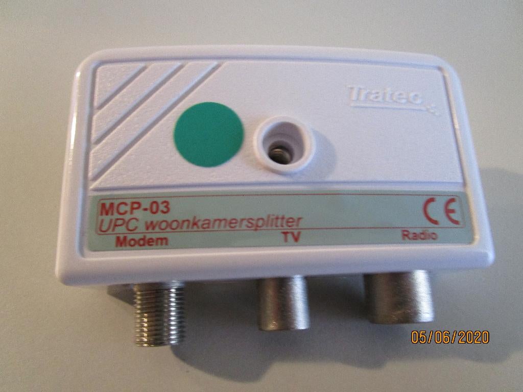 UPC - Splitter, Ophalen of Verzenden, Nieuw, Minder dan 2 meter, Overige kabels