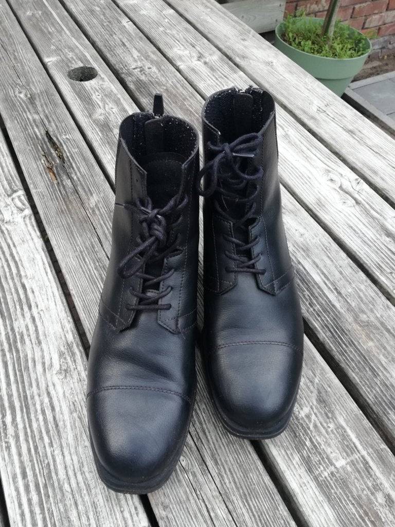 Paardrijschoenen / Jodhpurs maat 41 Caperlan Decathlon, Dieren en Toebehoren, Ophalen, Dressuur, Zo goed als nieuw, Zwart