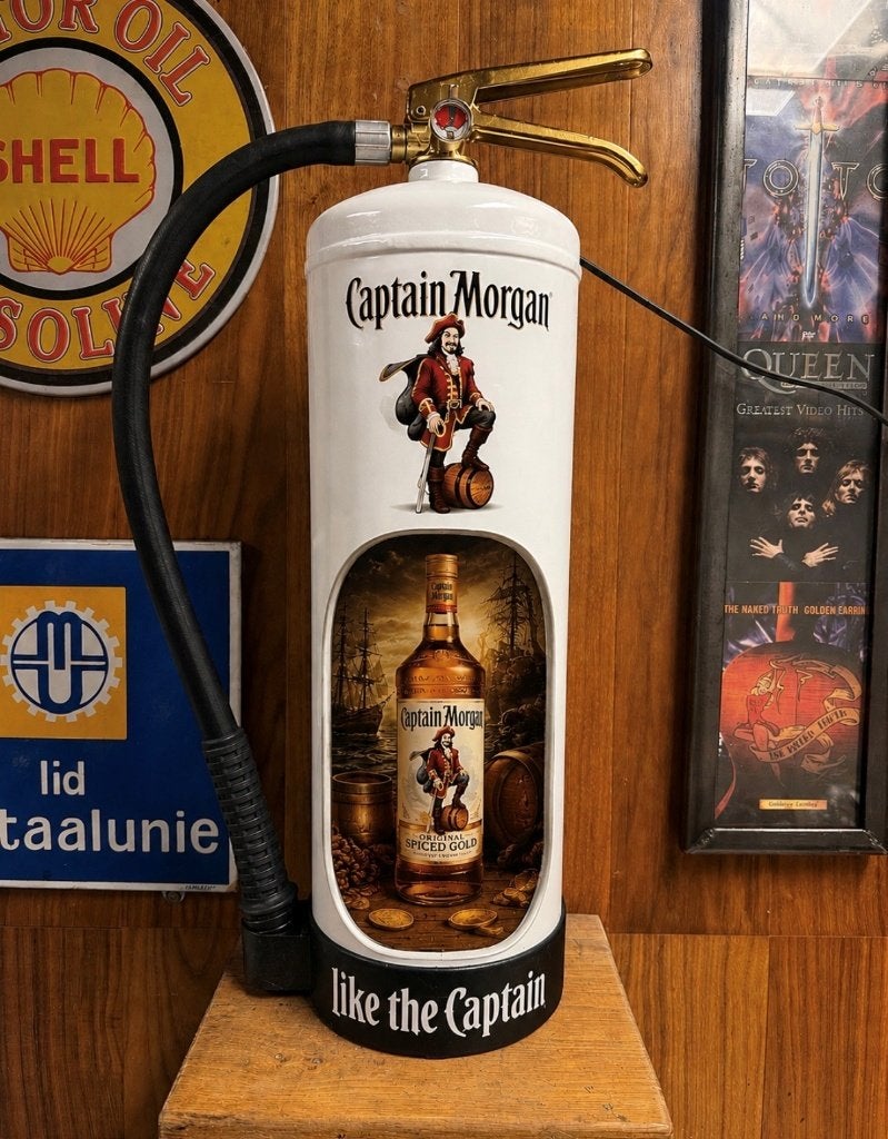 Captain Morgan decoratieve brandblusser lamp, mancave, Ophalen of Verzenden, Nieuw, E14 (klein), Led-lamp
