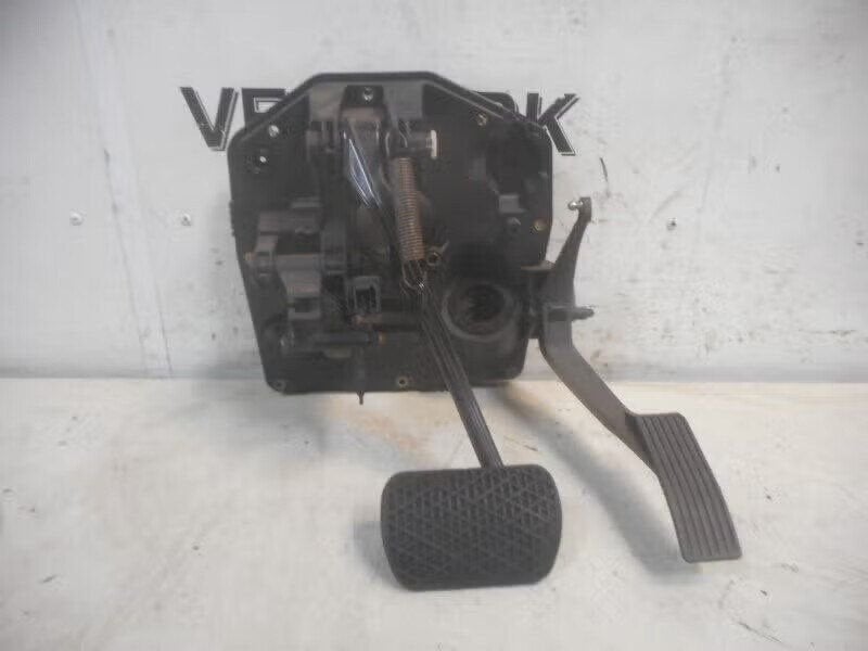 PEDALENSET automaat Mercedes-Benz A (W168) (a1682900801), Gebruikt, Mercedes-Benz AG, Ophalen of Verzenden, Dialog.mb@mercedes-benz.com