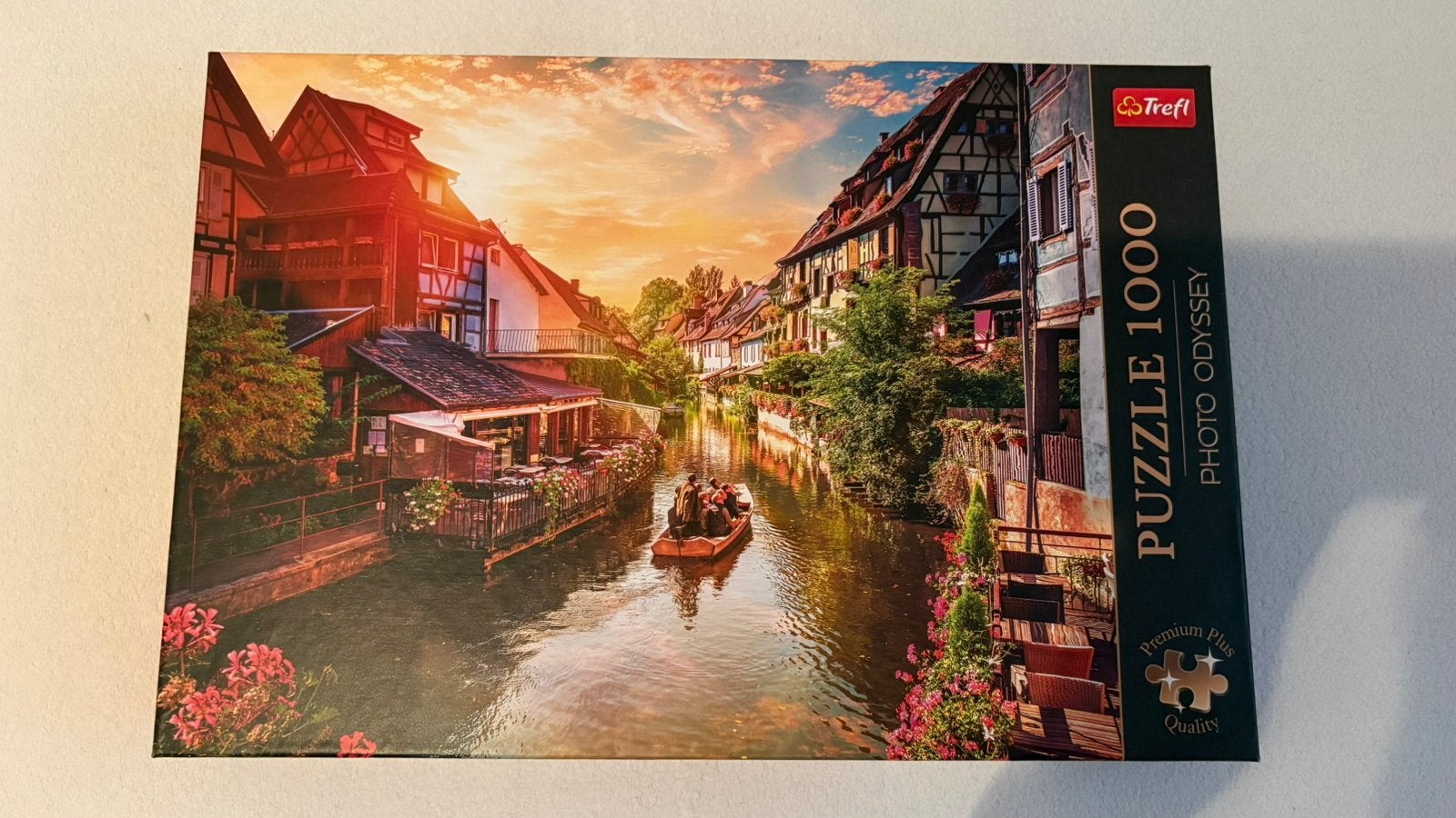 1 Trefl puzzel, Ophalen of Verzenden, 500 t/m 1500 stukjes, Zo goed als nieuw, Legpuzzel