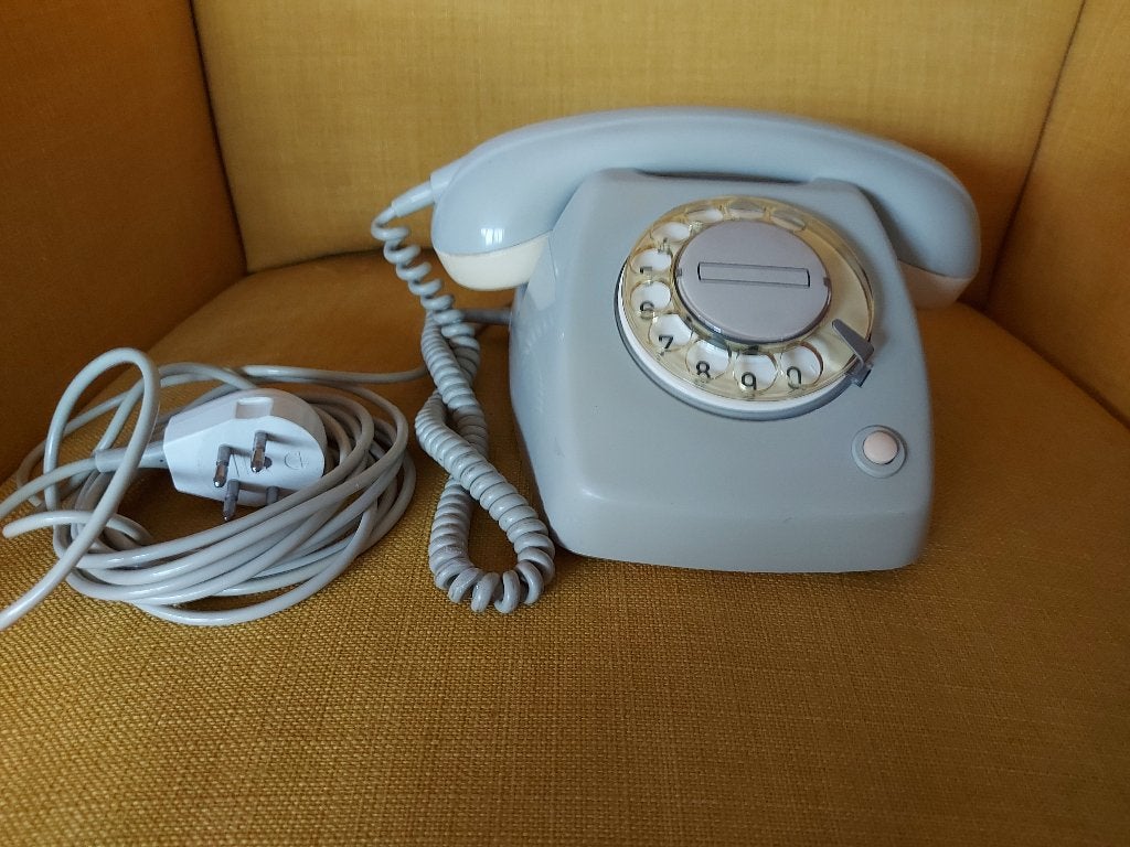 Vintage PTT T65 Draaischijf telefoon. Krone. Grijs., Ophalen of Verzenden, Zo goed als nieuw, Met draaischijf