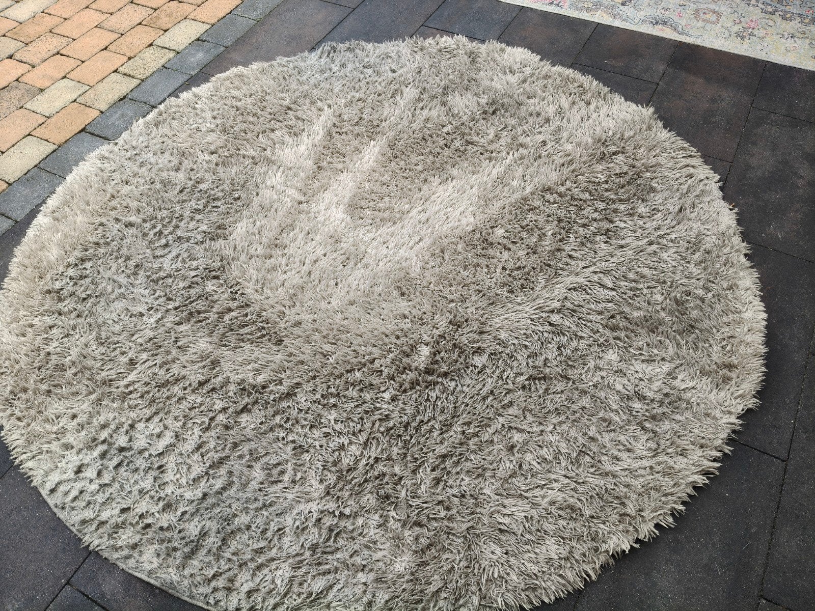 Hoogpolig vloerkleed, Ophalen of Verzenden, Zo goed als nieuw, Rond, 200 cm of meer
