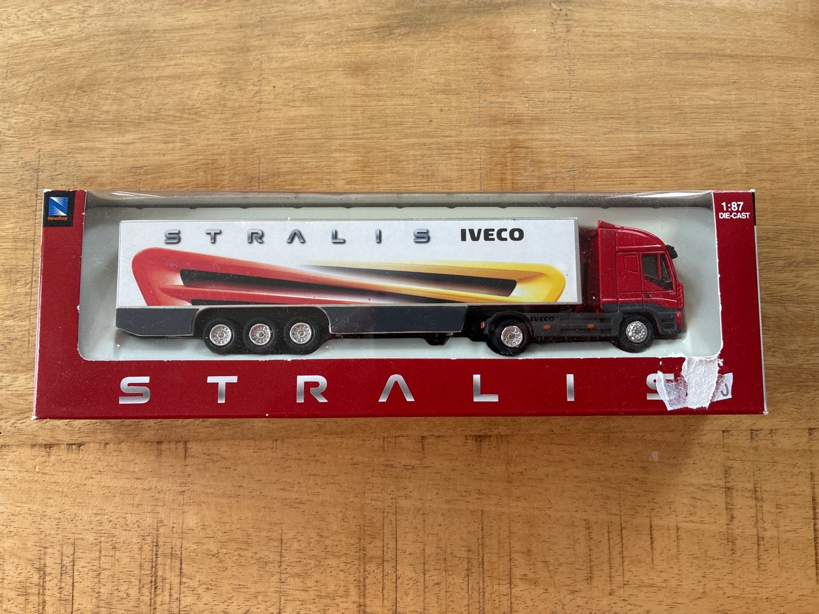 Iveco Stralis Die-Cast Vrachtwagenmodel 1:87, Ophalen, Nieuw, Bus of Vrachtwagen