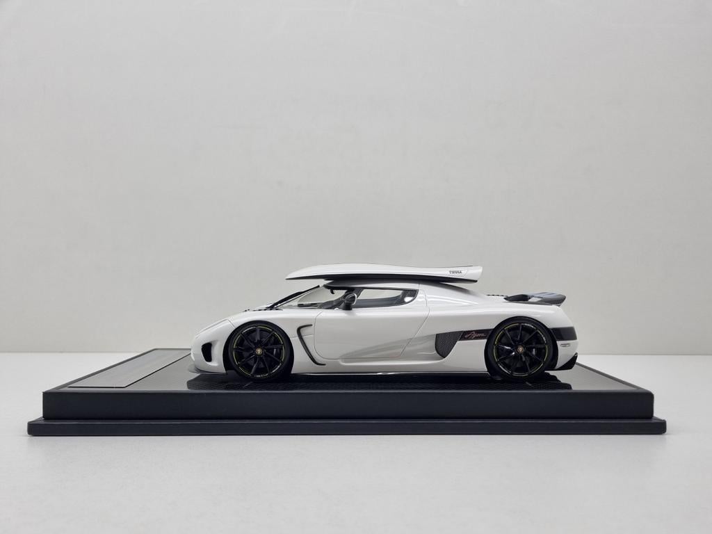 VMB
Koenigsegg Agera Forza Horizon Nr. 0/99 1:18 Nieuw, Ophalen of Verzenden, Nieuw, Auto